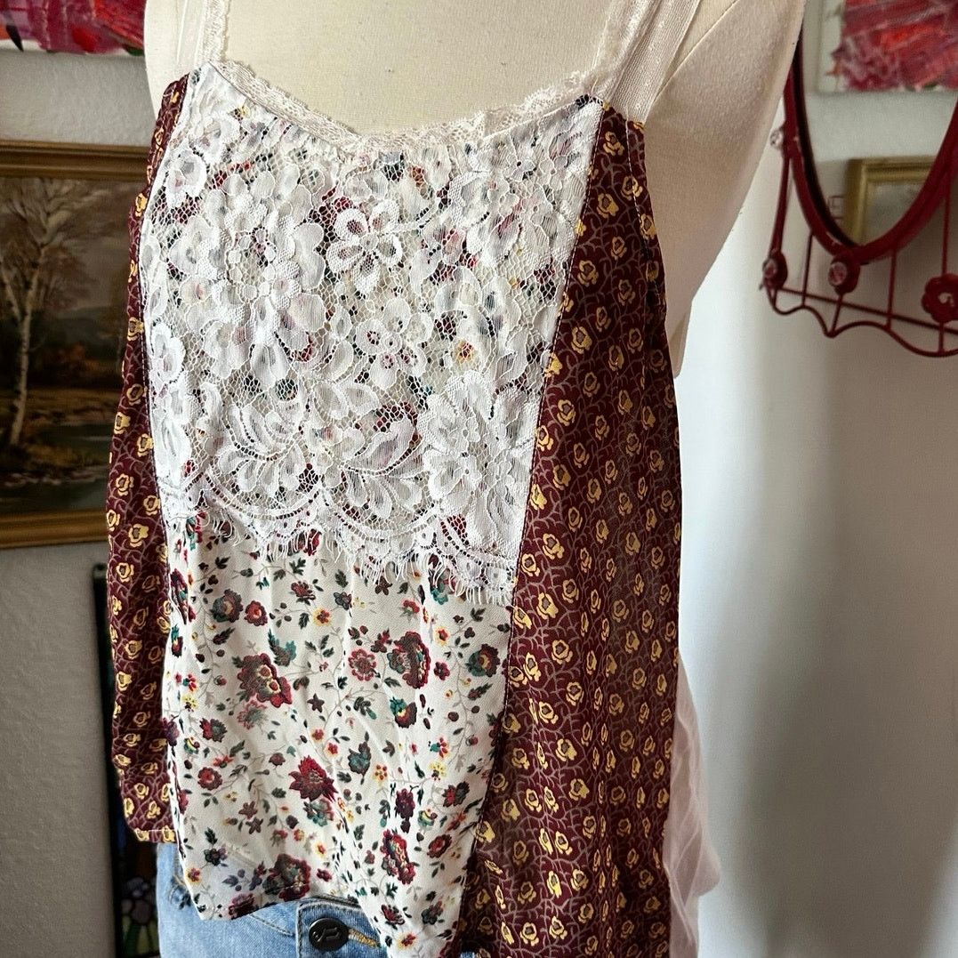 Other dream out loud white bohemian floral lace tank top Size L / US 10 / IT 46 - 2 Thumbnail