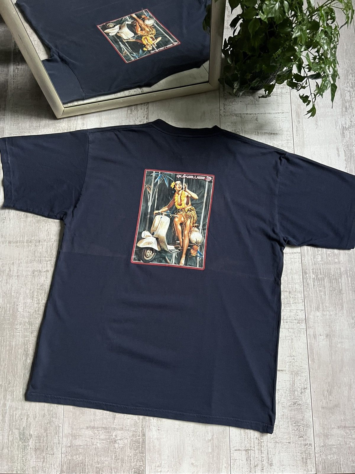 Quiksilver × Vintage 💥RARE💥 Vintage Quiksilver T-Shirt 00’s Hawaii Printed Logo Size US XL / EU 56 / 4 - 1 Thumbnail