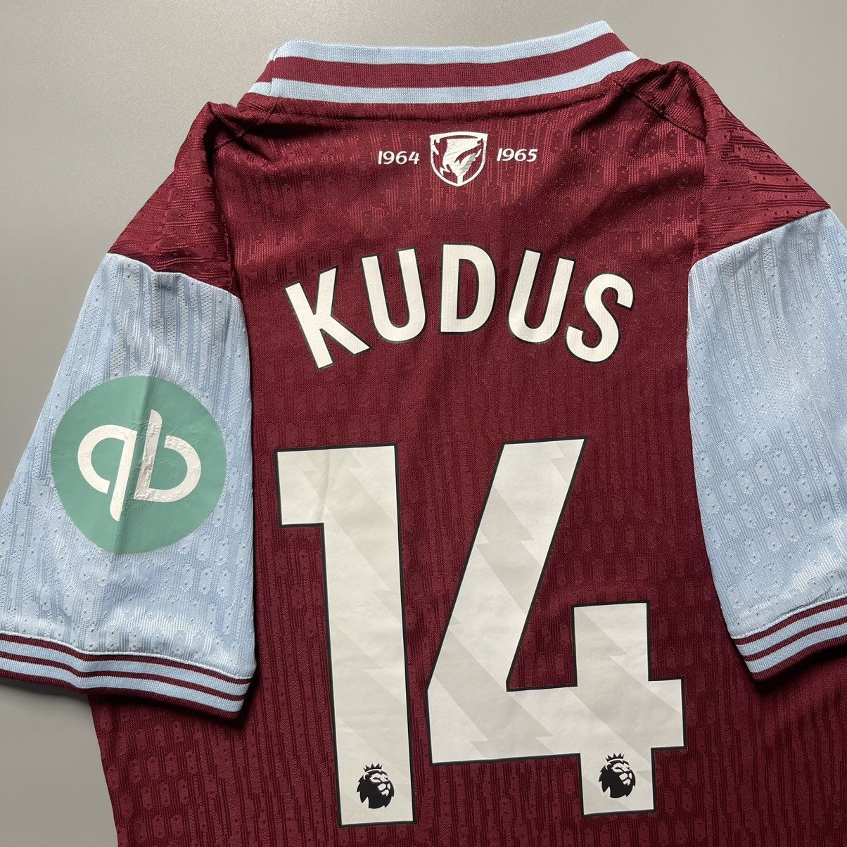 Vintage WEST HAM UNITED UMBRO 2024/2025 SOCCER HOME JERSEY #14 KUDUS Size US S / EU 44-46 / 1 - 12 Thumbnail