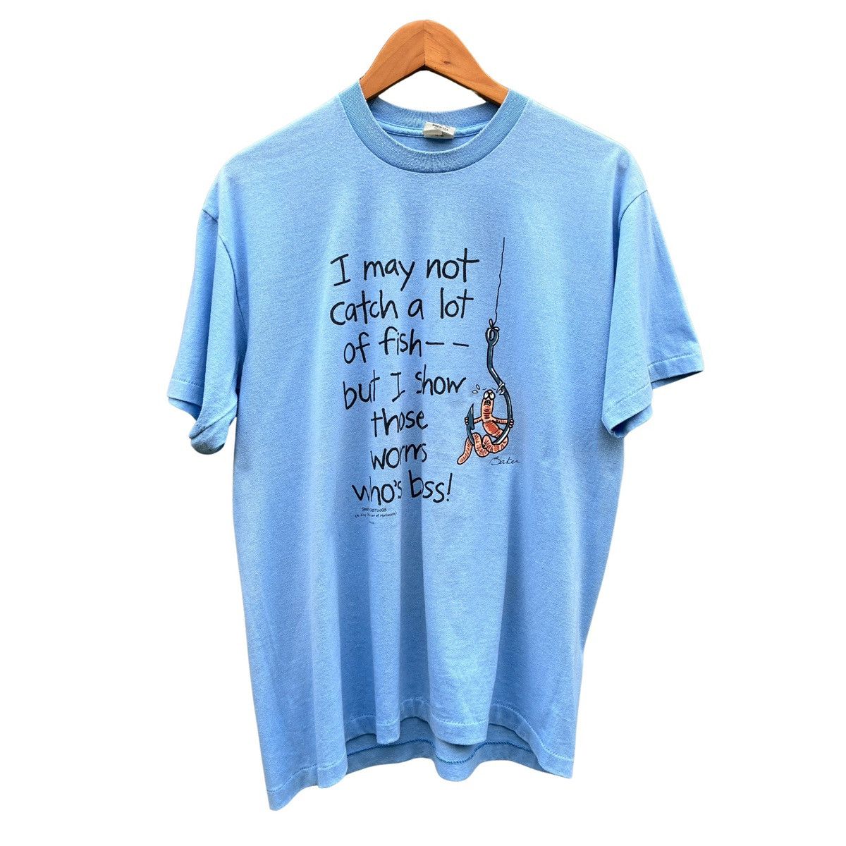 Vintage Fishing Angler Show The Worm Whos Boss Shoebox Cartoon Shirt Size US XL / EU 56 / 4 - 1 Thumbnail