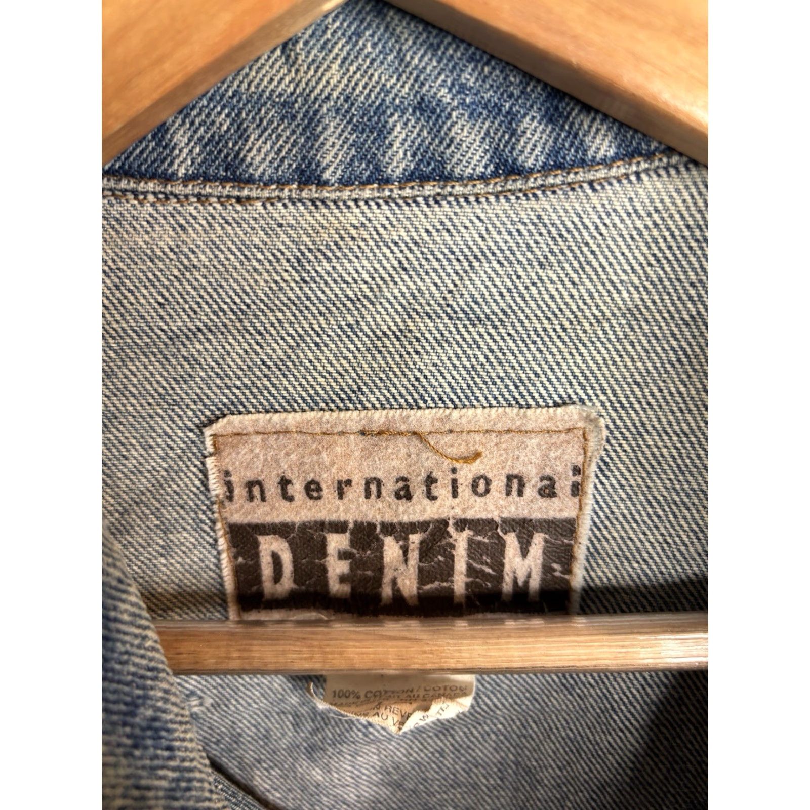 Denime VINTAGE Jaguar Master Denim Jacket Mens L Blue Embroidered Logo Distressed Size US L / EU 52-54 / 3 - 6 Thumbnail