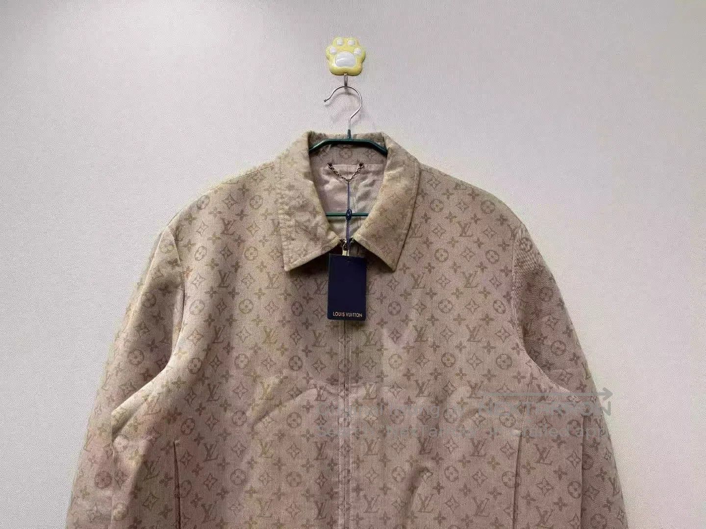 Louis Vuitton Louis Vuitton Beige Full Logo Lapel Jacket| Size US L / EU 52-54 / 3 - 2 Thumbnail