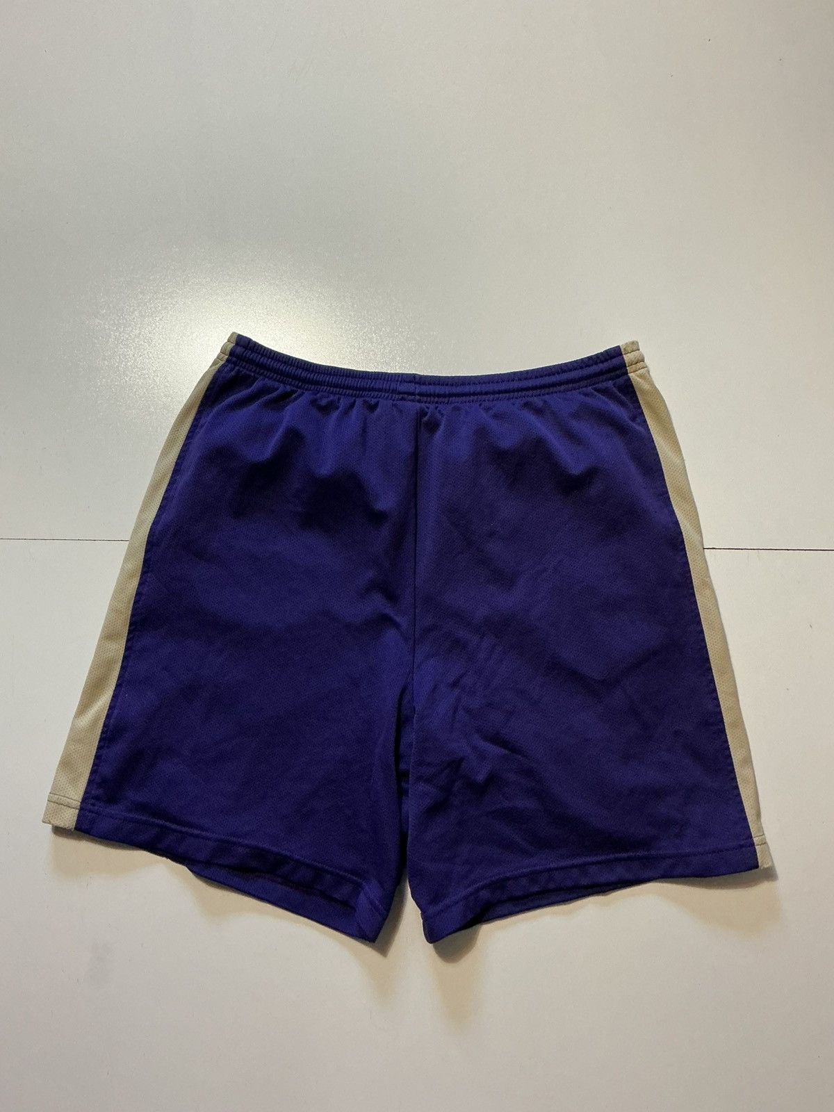 Nike Nike Washington University Huskies 8” Basketball Shorts Size US 36 / EU 52 - 3 Thumbnail