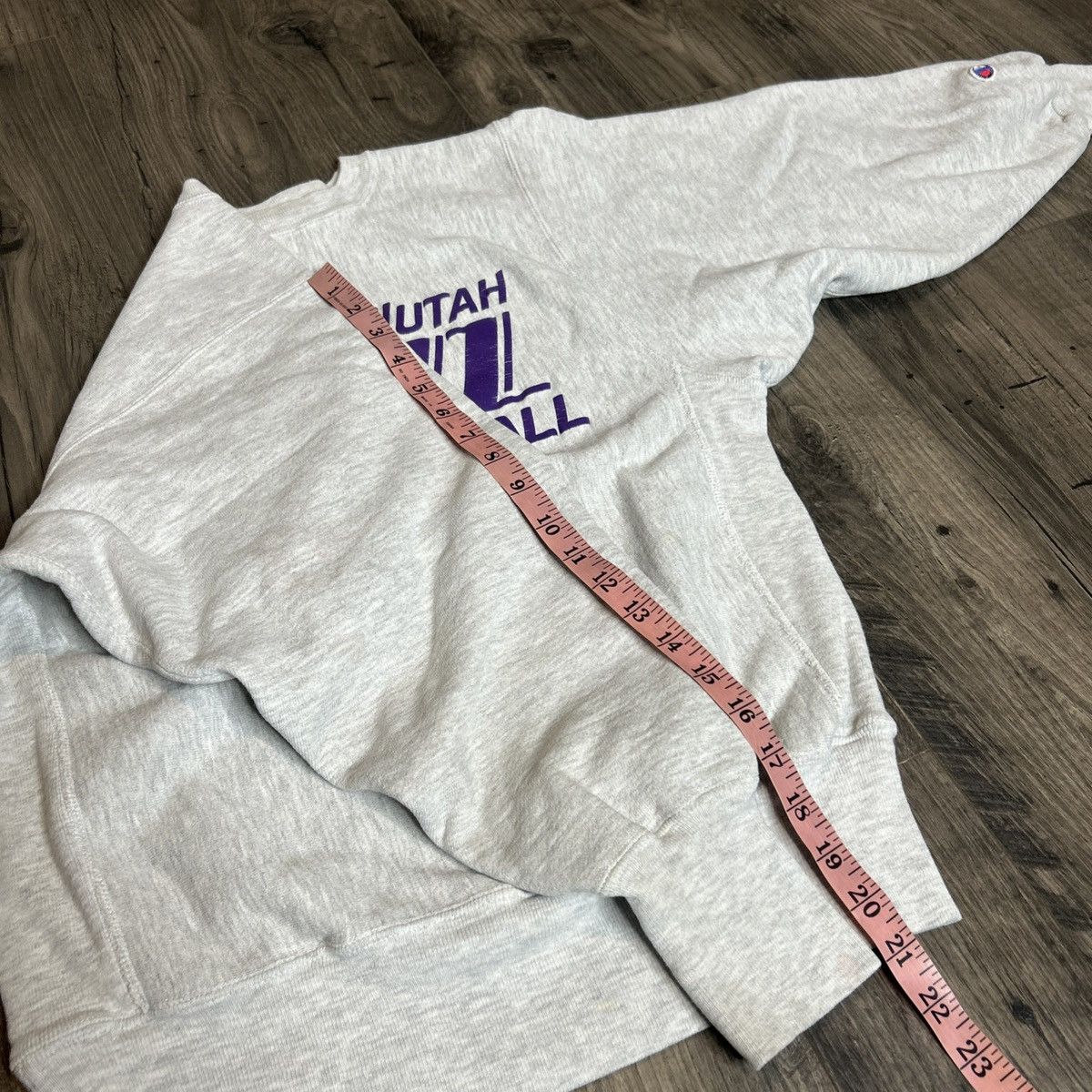 Champion Vintage champion reverse weave Utah jazz crewneck Size US M / EU 48-50 / 2 - 10 Thumbnail