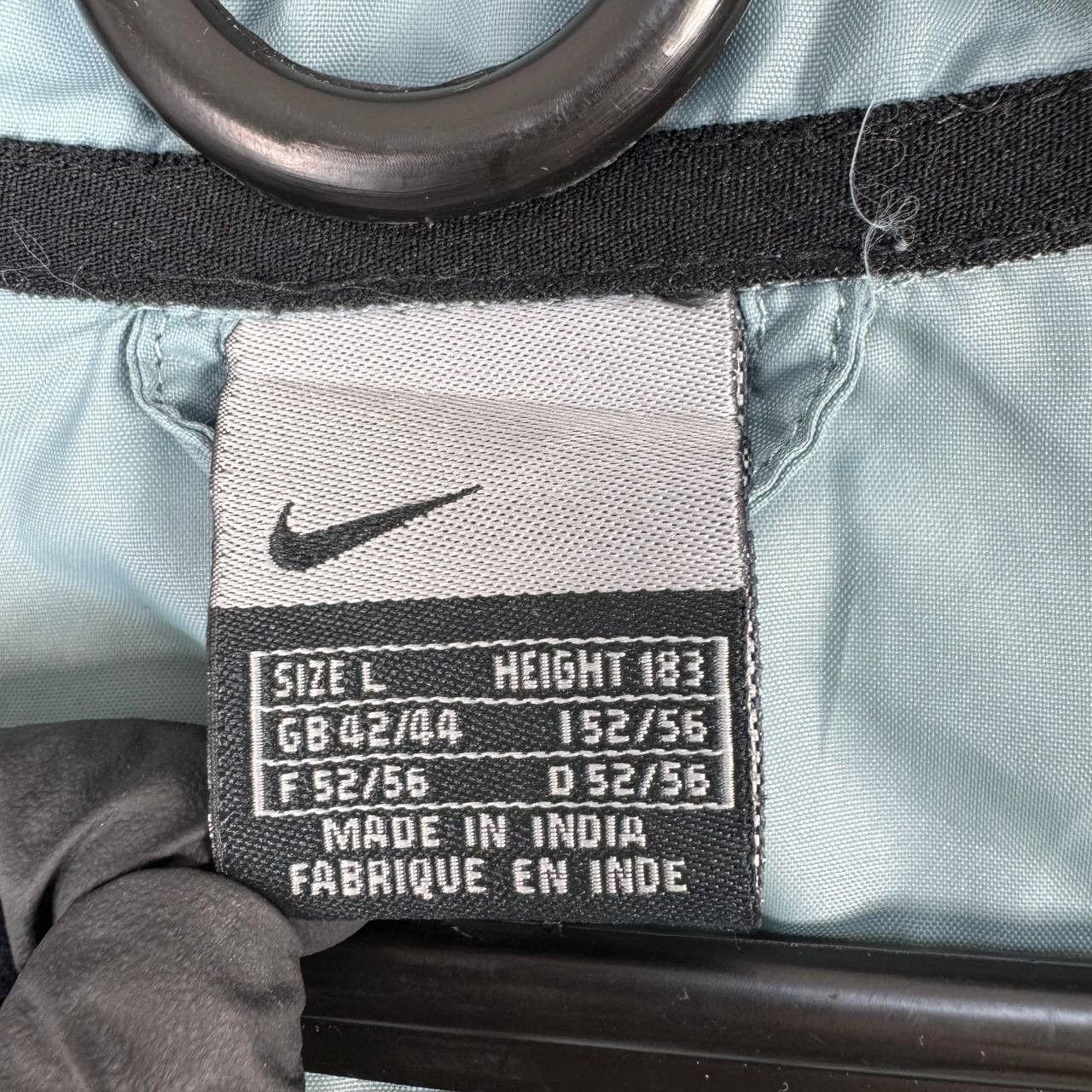 Nike Vintage Nike Mini Swoosh Windbreaker Jacket Light Size L Size US L / EU 52-54 / 3 - 3 Thumbnail
