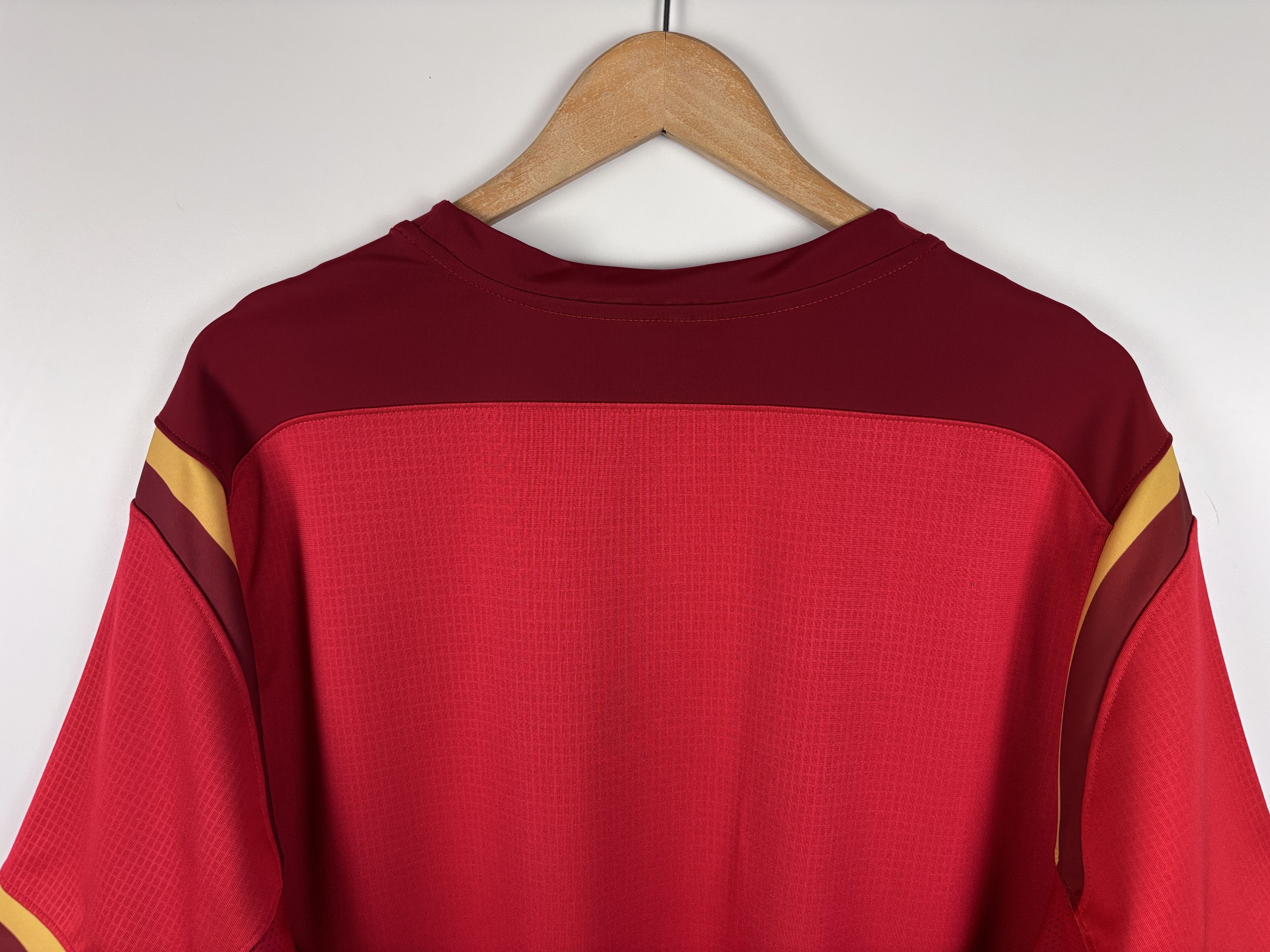 Under Armour Wales Rugby Union 2015-16 Shirt Under Armour Jersey XXL Size US XXL / EU 58 / 5 - 8 Thumbnail