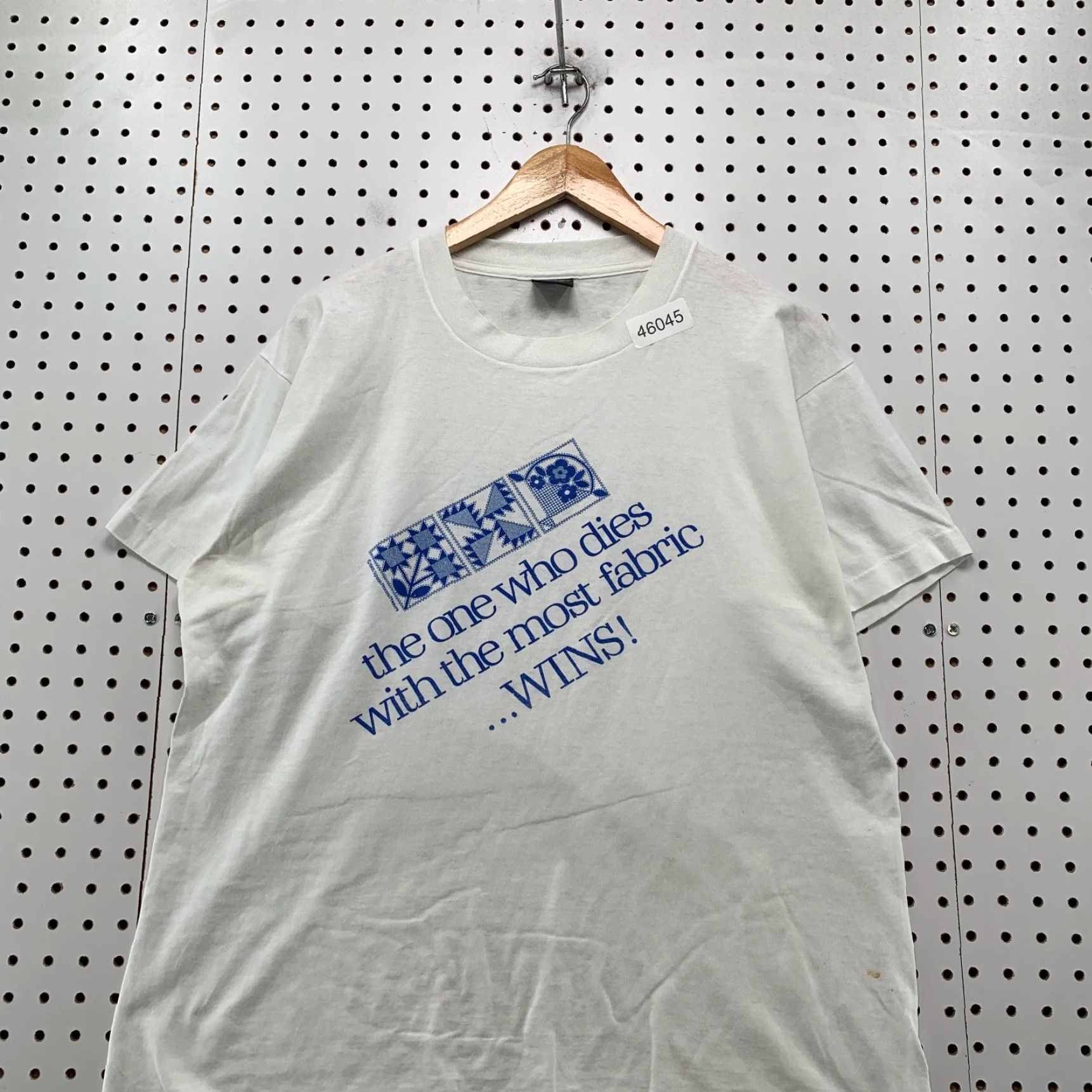 Vintage VINTAGE Screen Stars Shirt Men XL White Funny Knitting Crocheting 80s 90s USA T-Shirt Mens Size US XL / EU 56 / 4 - 4 Thumbnail