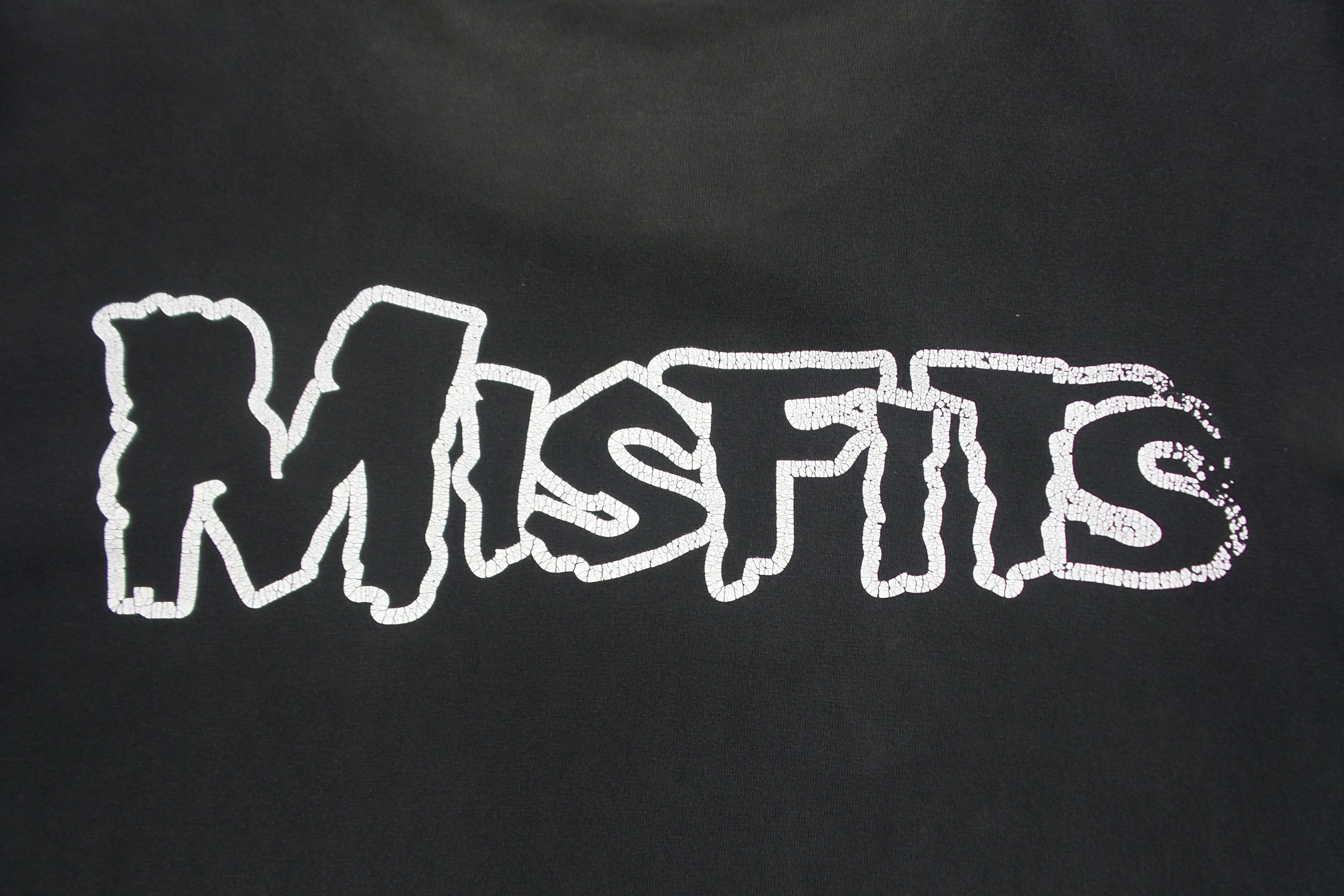Band Tees × Misfits DISTRESSED Misfits Very Worn T-shirts Size US L / EU 52-54 / 3 - 13 Thumbnail