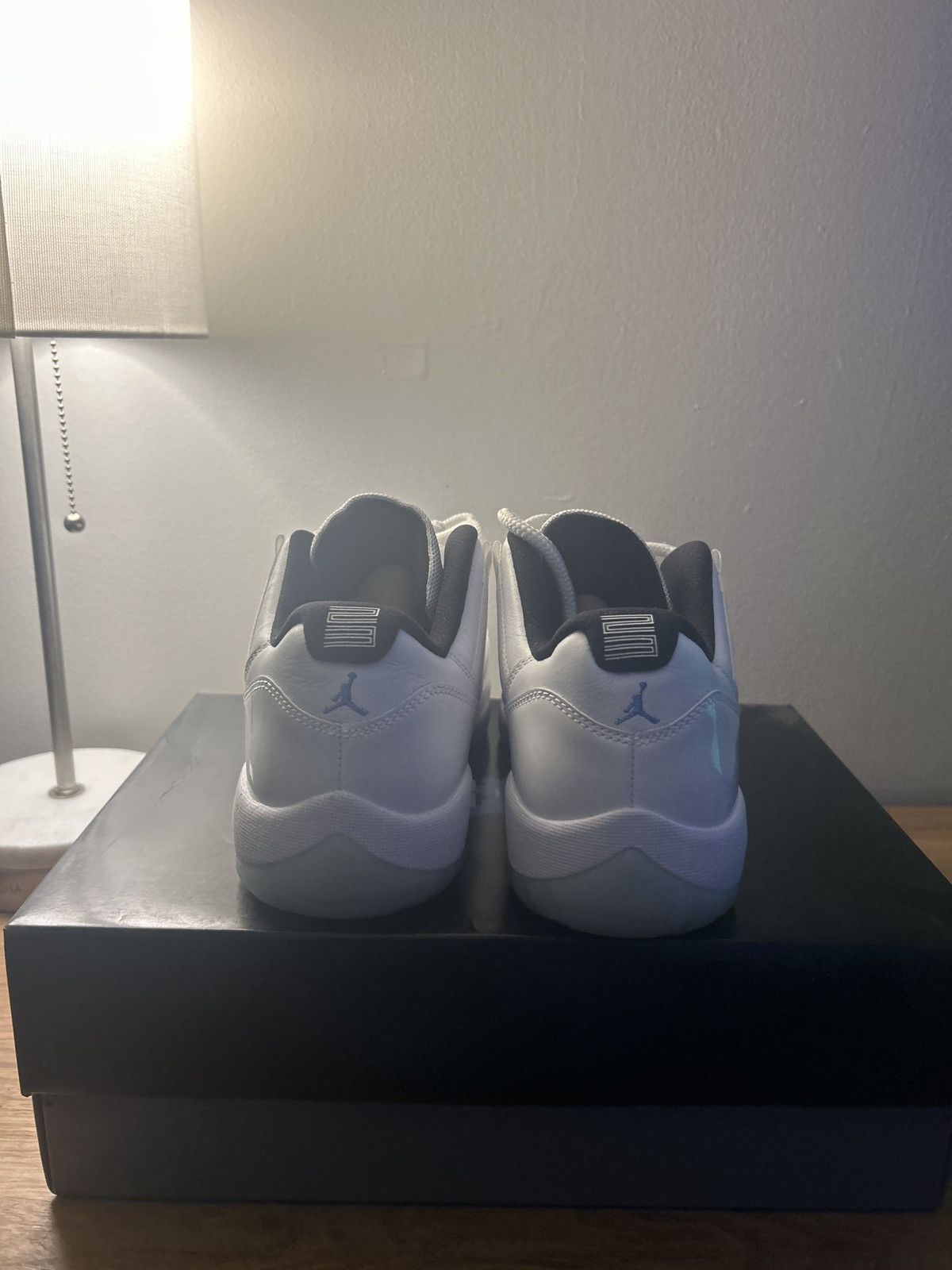 Jordan Brand Jordan 11 low legend blue 10.5 Size US 10.5 / EU 43-44 - 5 Thumbnail