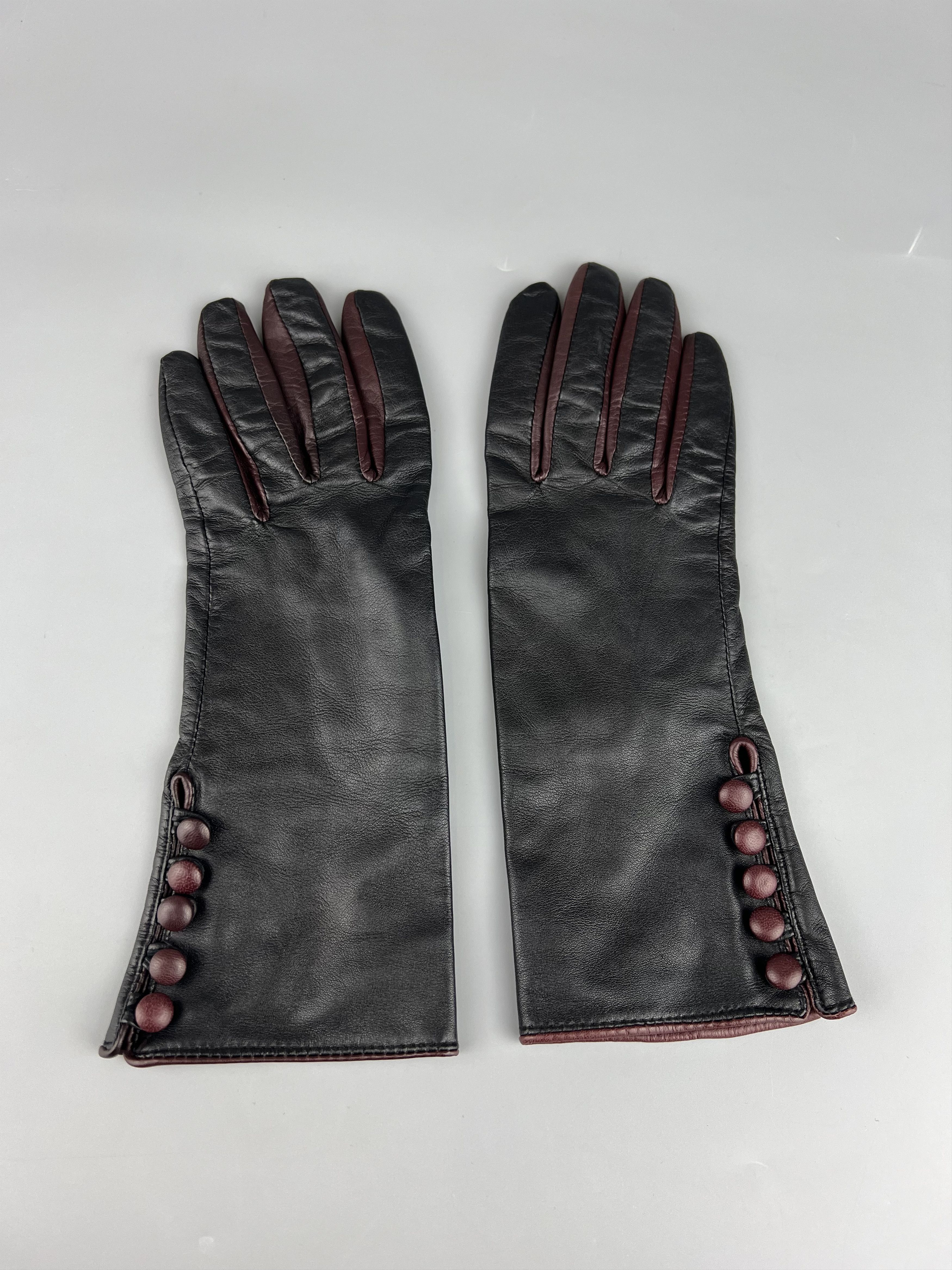 Jaeger Jaeger London Women's Black Leather Gloves Size L Silk Lined Size ONE SIZE - 1 Thumbnail