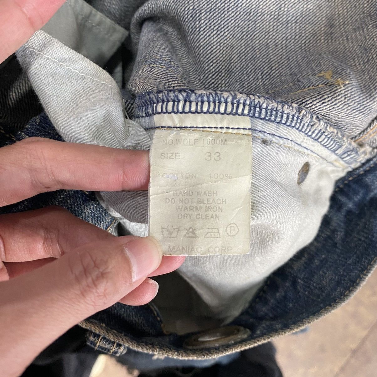 Le Grande Bleu (L.G.B.) LGB Distressed Blue Denim Jeans | Vintage Wash Ripped Style Size US 33 - 17 Thumbnail