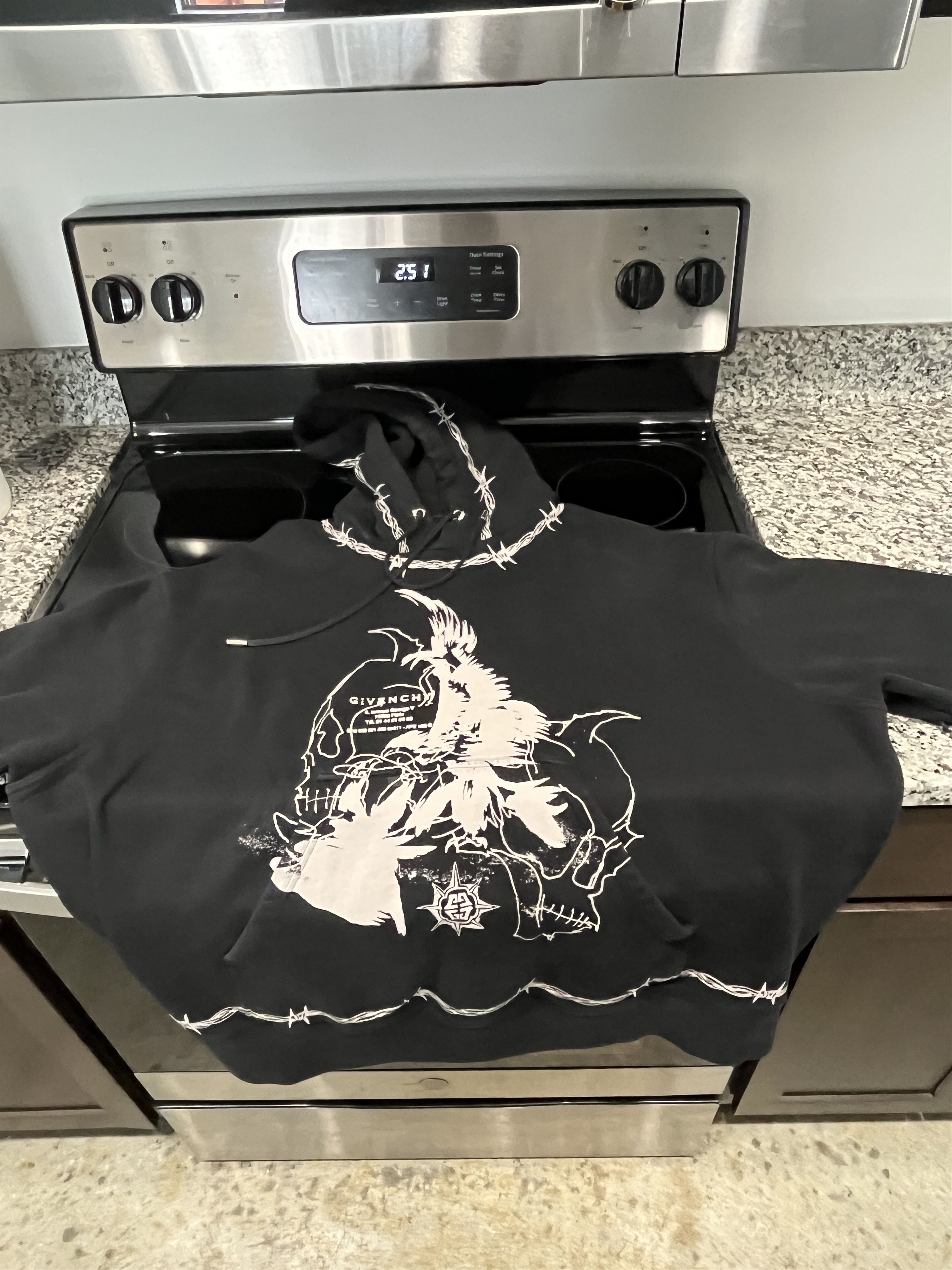 Givenchy Givenchy FW21 Barbed Wire Eagle Gothic Destroy Lonely Hoodie Size US M / EU 48-50 / 2 - 6 Thumbnail