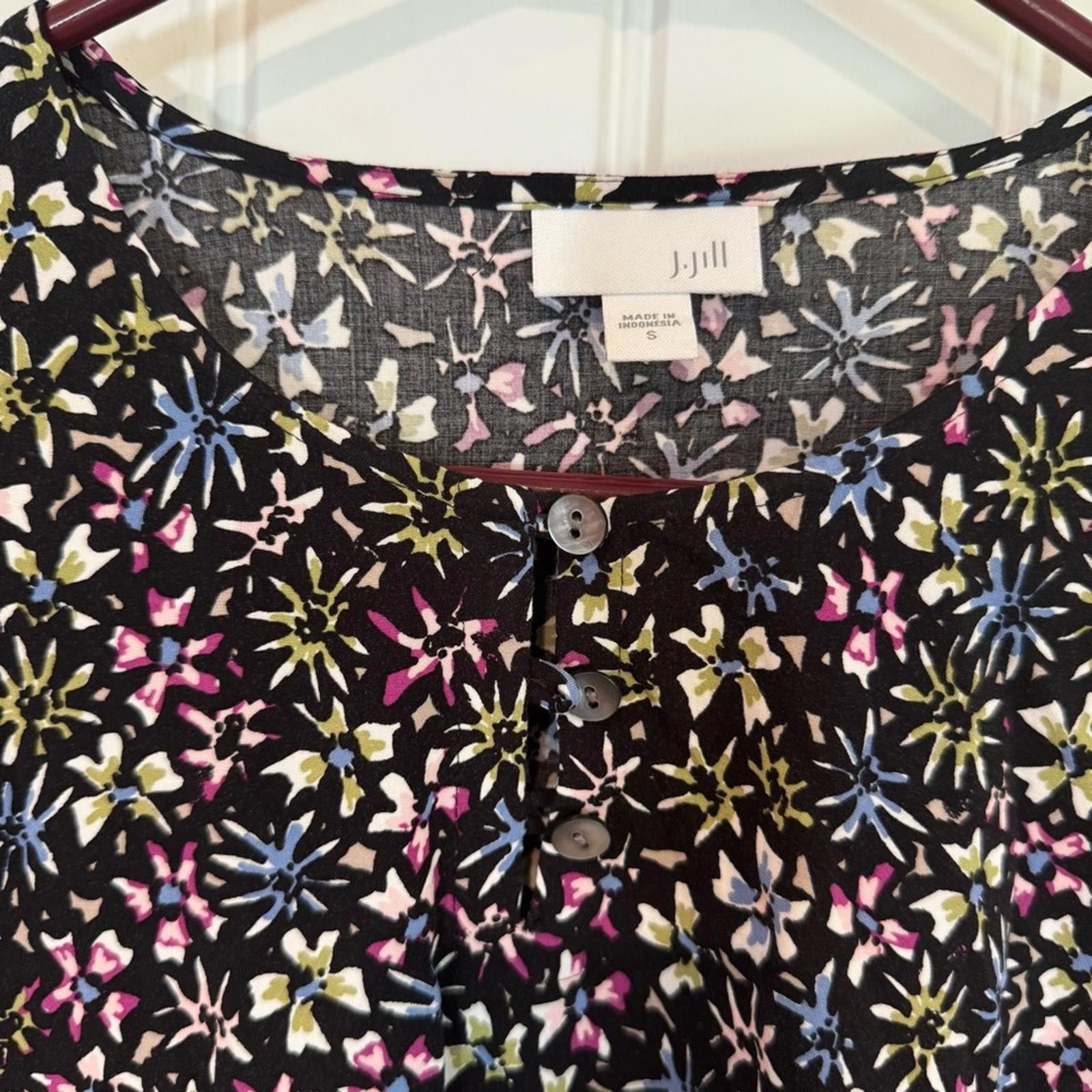 Other J. Jill Floral Long Sleeve Women's Top- Small Size S / US 4 / IT 40 - 1 Thumbnail