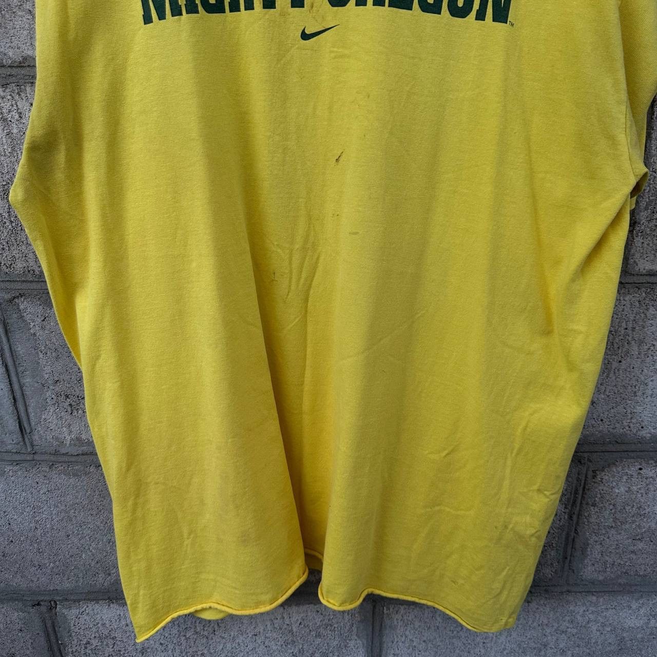 Nike Vintage Nike Oregon T-shirts Big Logo Y2K Trashed 00s USA Size US XXL / EU 58 / 5 - 6 Thumbnail