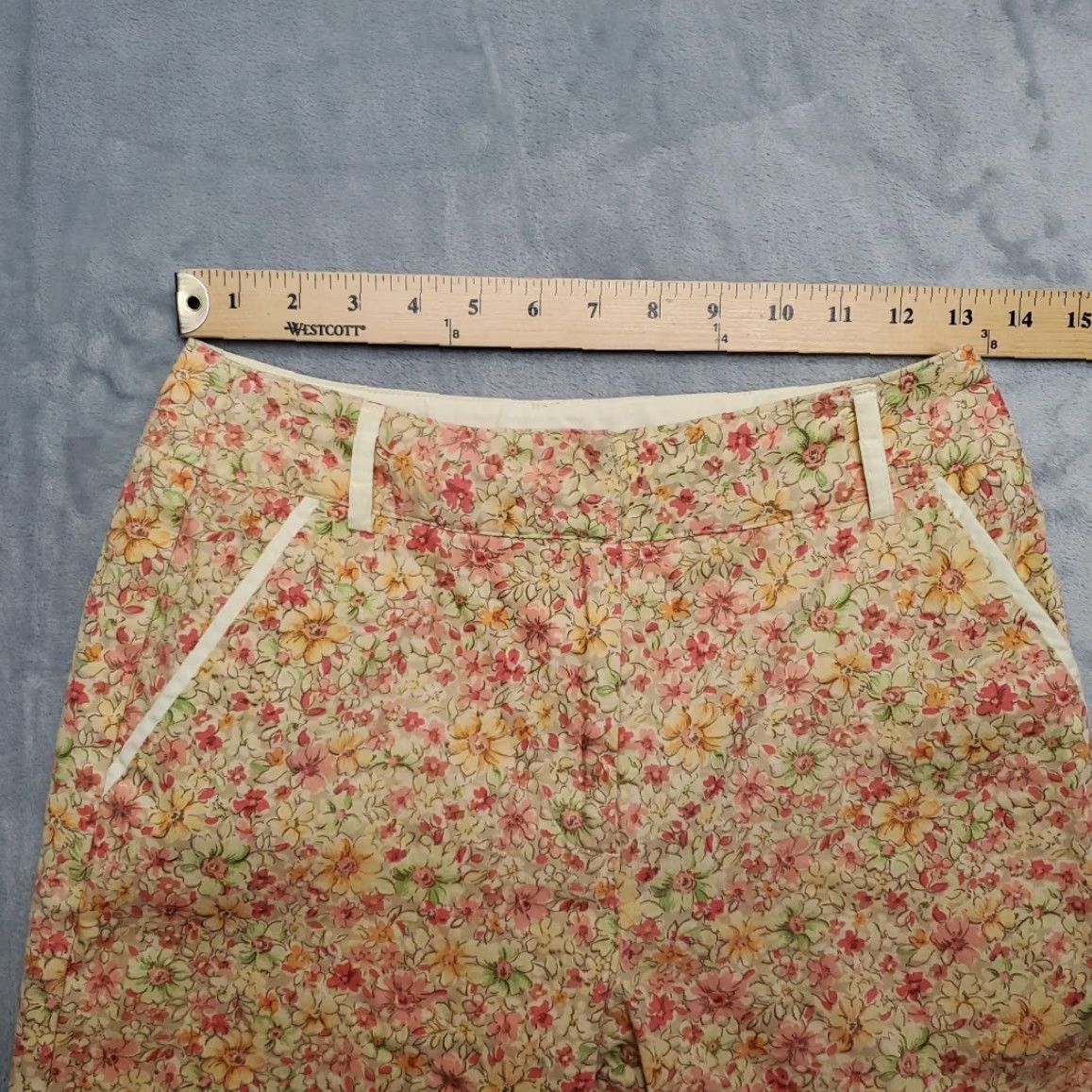 Talbots VINTAGE Talbots Pants Womens 4 Yellow Capri Casual Comfort Cottage USA Floral Pockets Cotton Blend 24in Inseam Womens Size 27" / US 4 / IT 40 - 7 Thumbnail