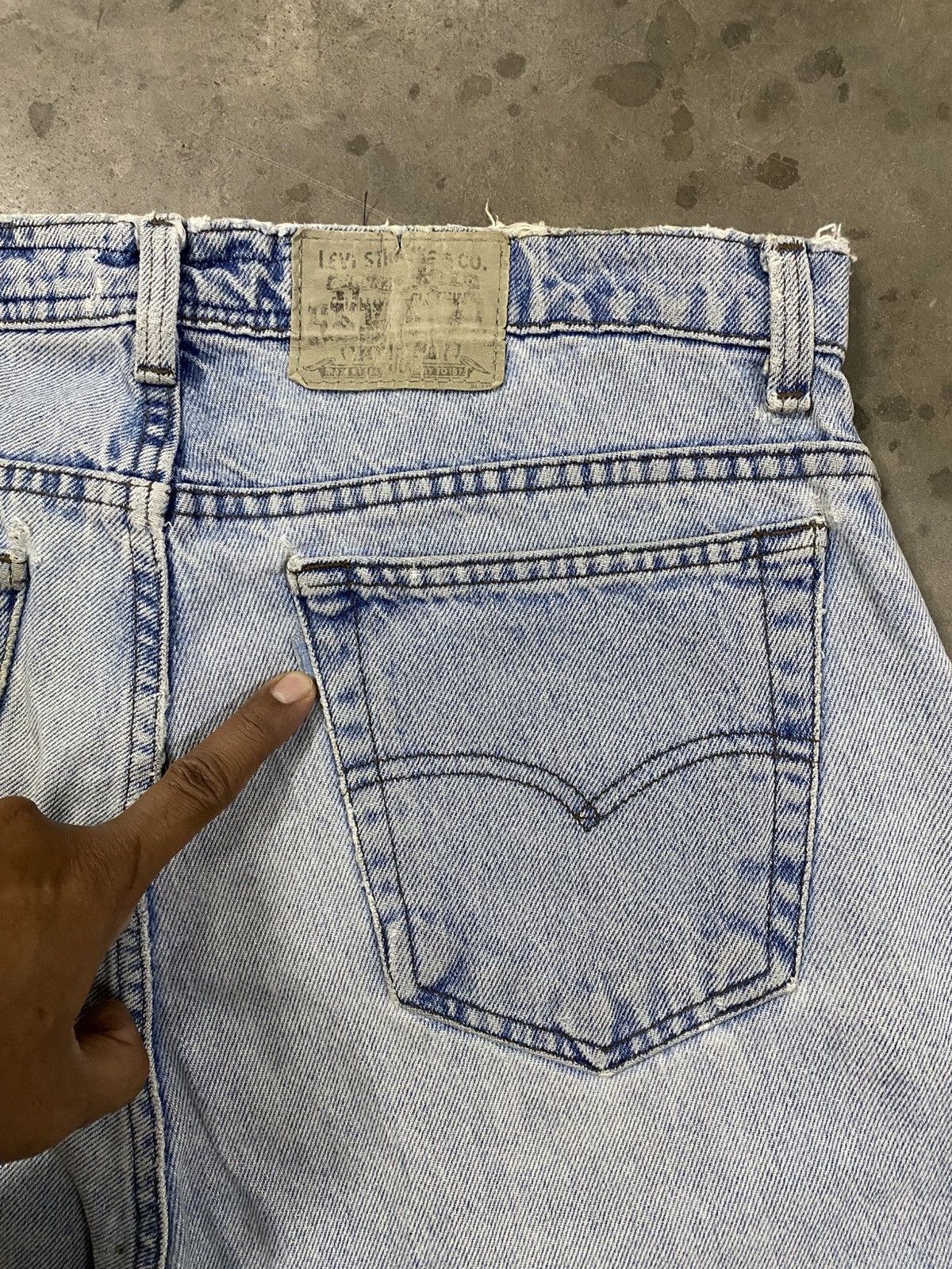 Levi's Vintage Levis Silver Tab Relaxed Wash Blue Distressed @310 Size US 33 - 4 Thumbnail