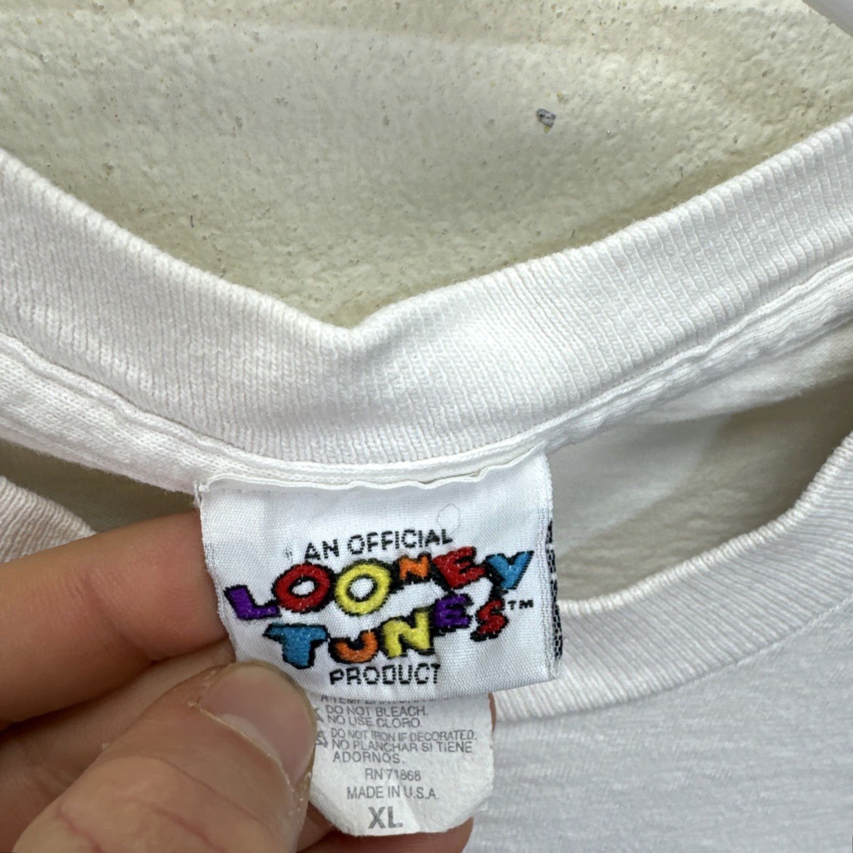 Vintage VINTAGE Looney Tunes Taz T Shirt Mens XL White Naughty Nice Cartoon Freeze 90s Size US XL / EU 56 / 4 - 3 Thumbnail
