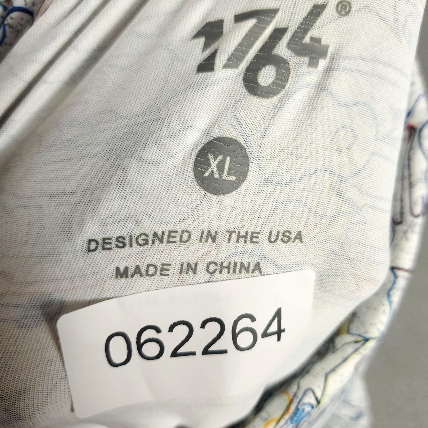 Vintage 1764 Polo Shirt Mens XL Blue Guitar Print Casual Short Sleeve Golf Shirt Polo Shirt Mens XL Blue Guitar Print Size US L / EU 52-54 / 3 - 6 Thumbnail