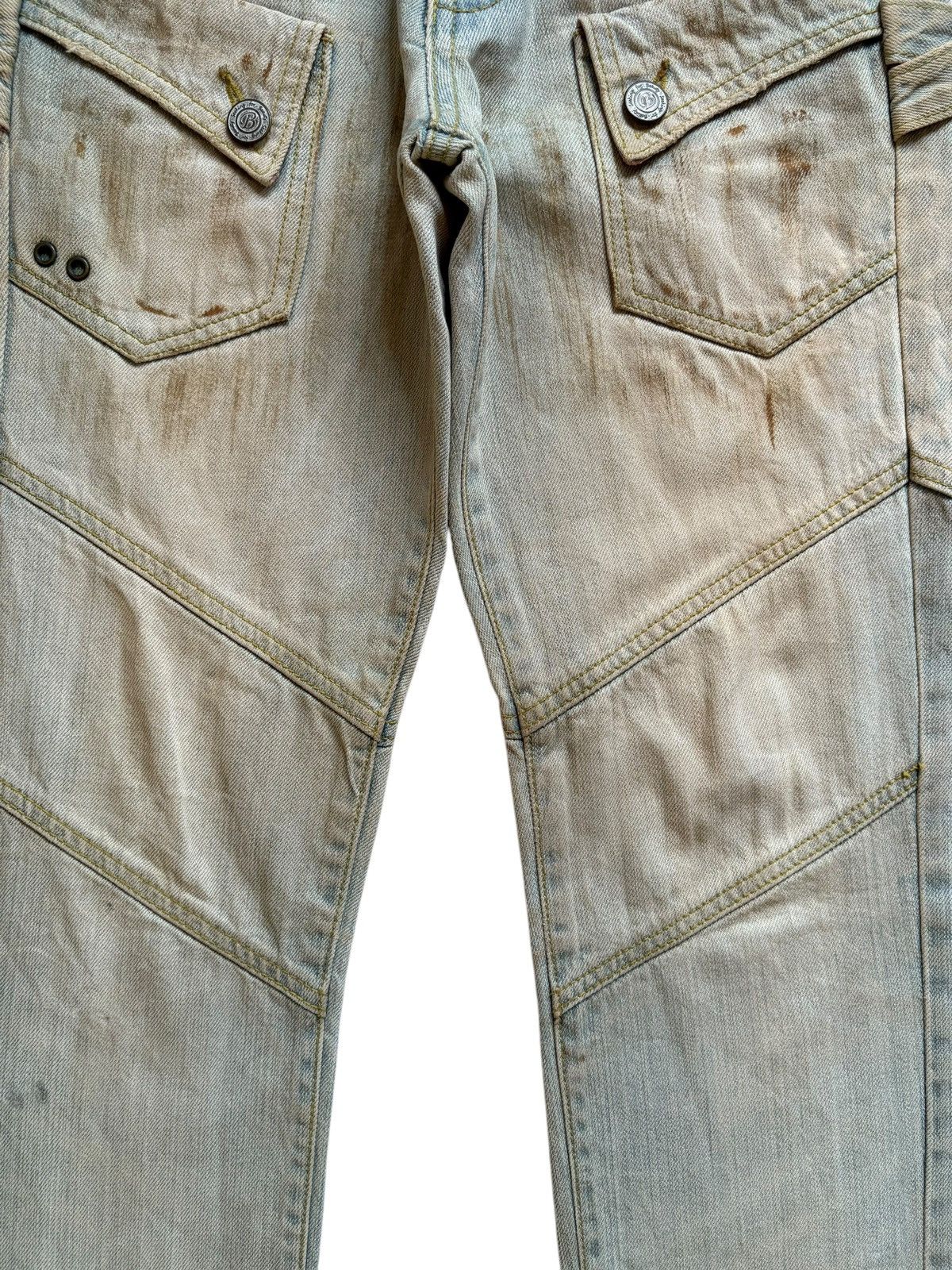 Japanese Brand Vintage Japanese Brand Mud Wash Distressed Cargo Flare Jeans Size 30" / US 8 / IT 44 - 5 Thumbnail