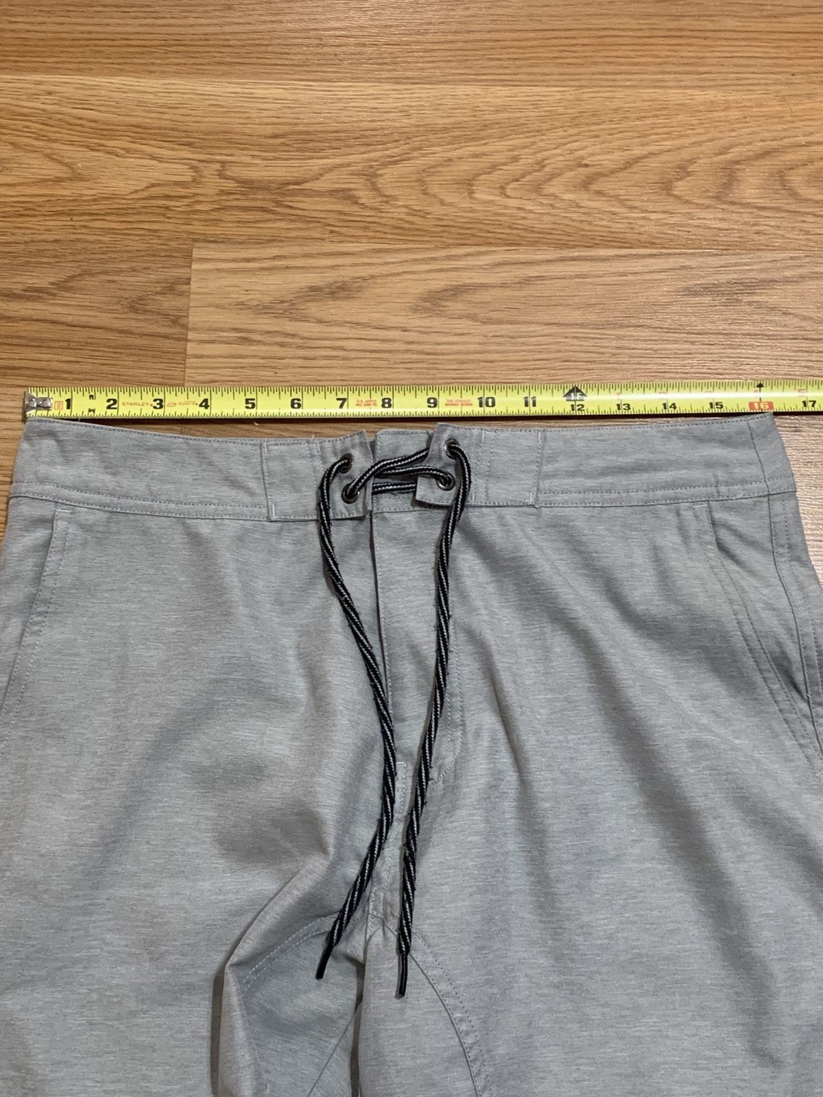 Freeworld Sz 32- Freeworld Boardshorts (grey- 32”) Size US 32 / EU 48 - 2 Thumbnail