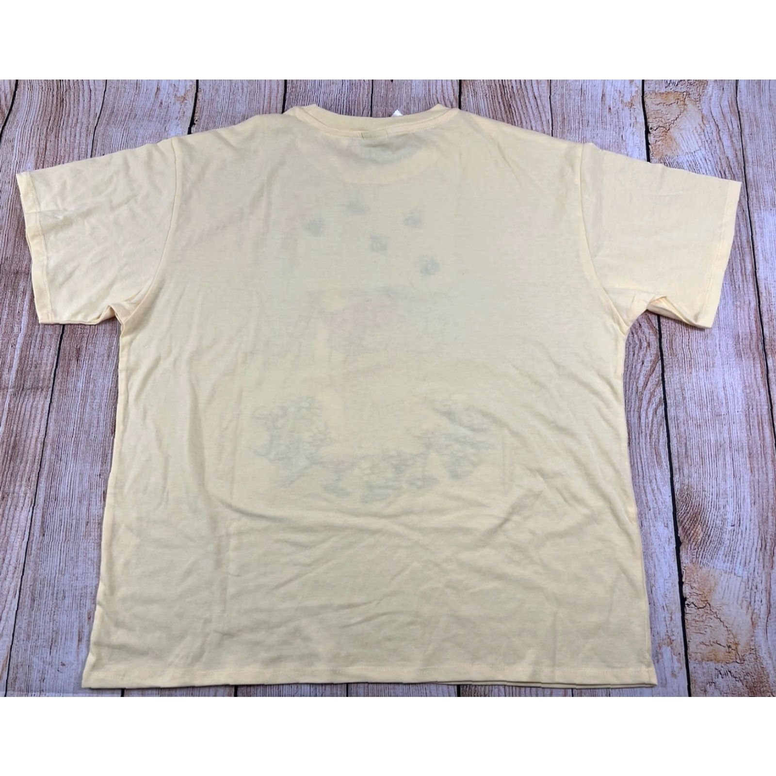 Disney Disney Winnie The Pooh Honey Bees Flowers Graphic T-Shirt Yellow XL Women Size XL / US 12-14 / IT 48-50 - 2 Thumbnail