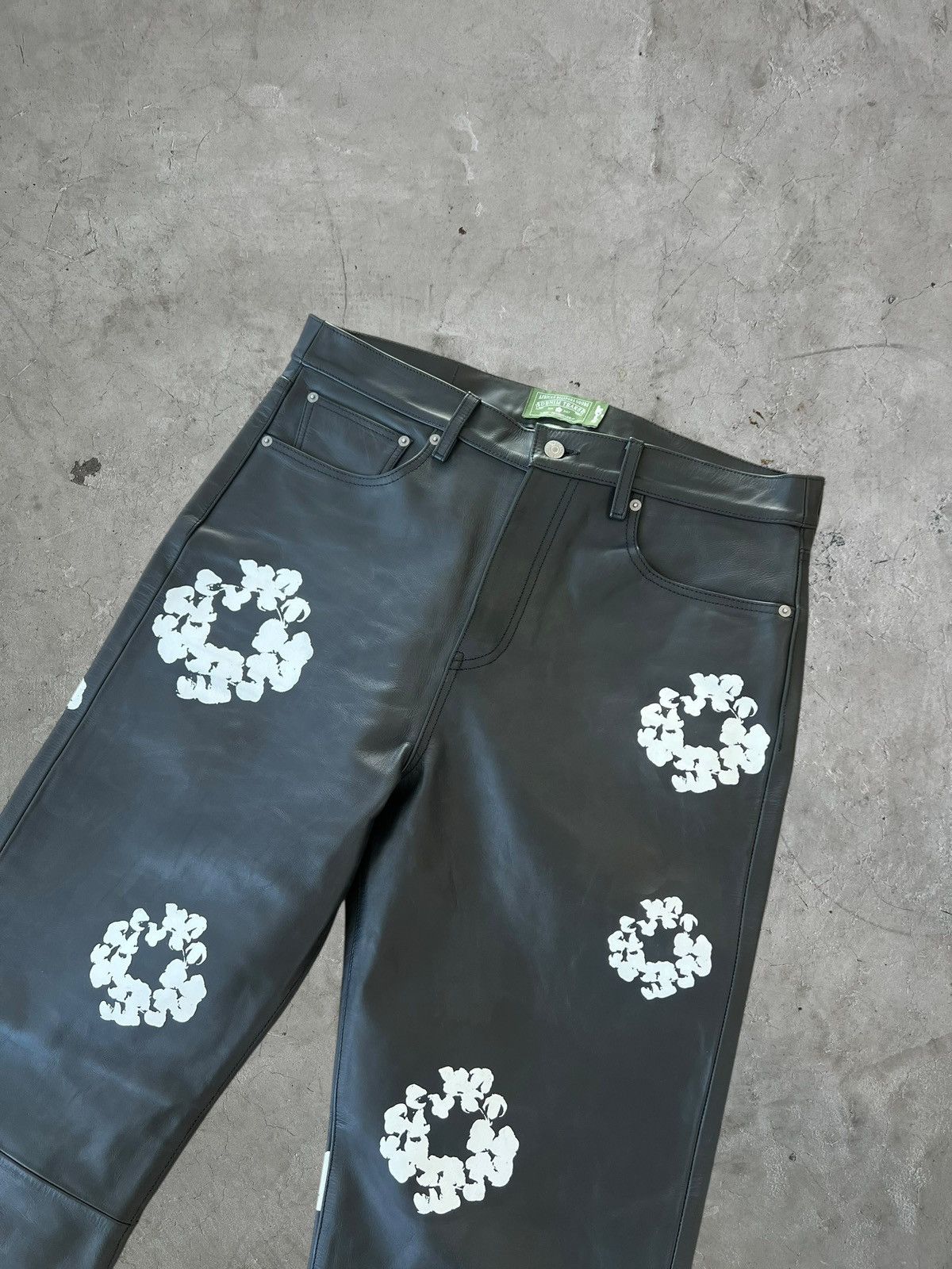 DENIM TEARS × Levi's Denim Tears Leather Levis Pants Size US 36 / EU 52 - 7 Thumbnail
