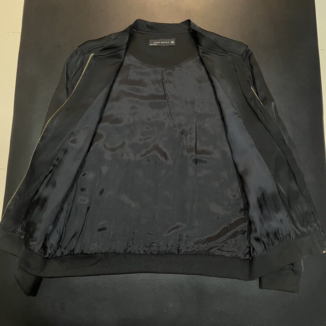 Zara Zara Black Asian Cherry Blossom Embroidered Satin Jacket Size S / US 4 / IT 40 - 8 Thumbnail