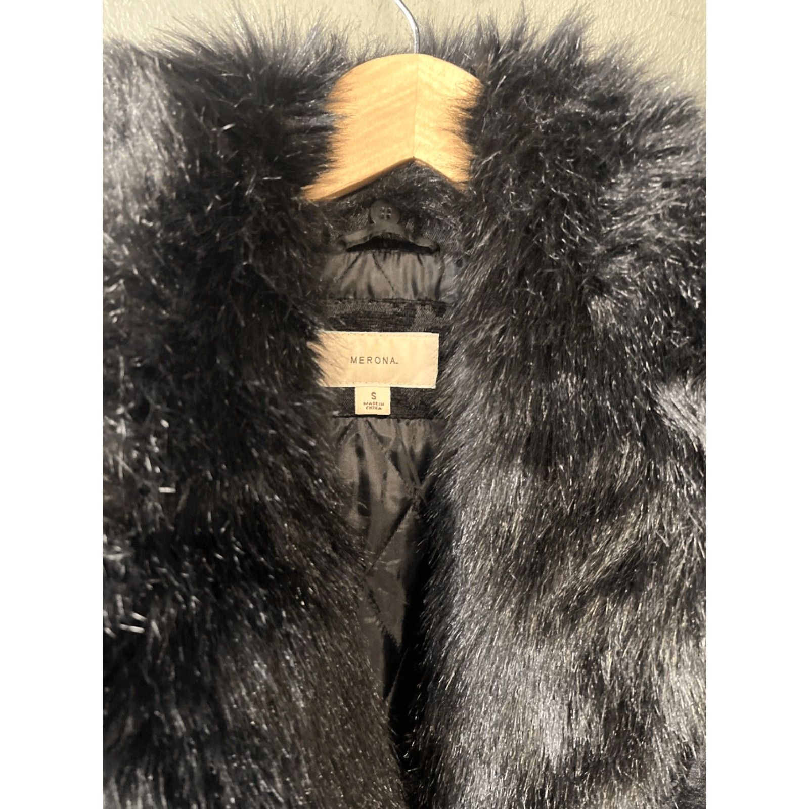 Merona Merona Coat Jacquard Tapestry Winter Damask Floral Faux-Fur Collar S Black Cotton Blend Women’s? Size S / US 4 / IT 40 - 2 Thumbnail
