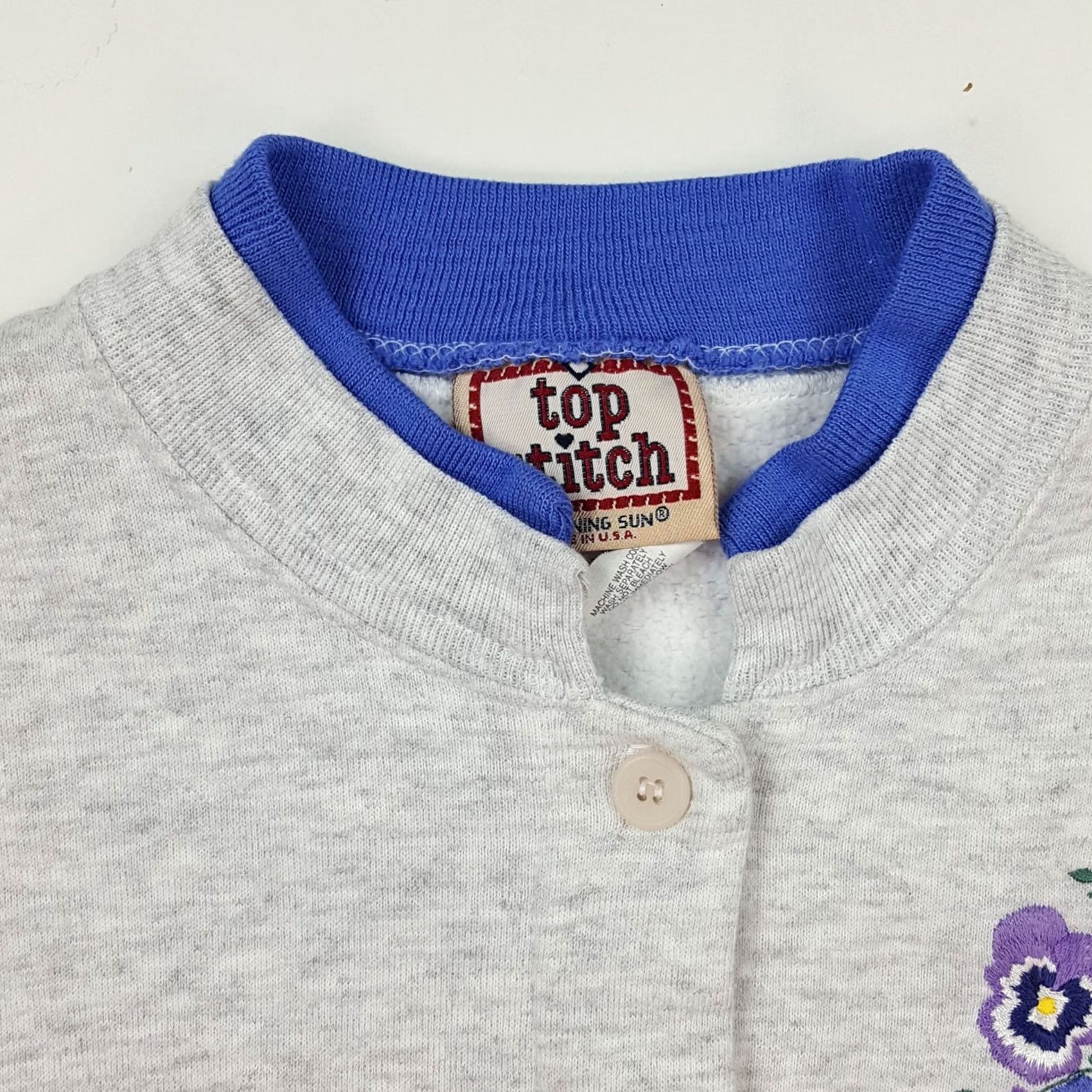 Vintage VINTAGE Top Stitch Sweatshirt Cardigan Women’s Petite M Crewneck Button Purple Flower 90s Fall Winter Size M / US 6-8 / IT 42-44 - 3 Thumbnail