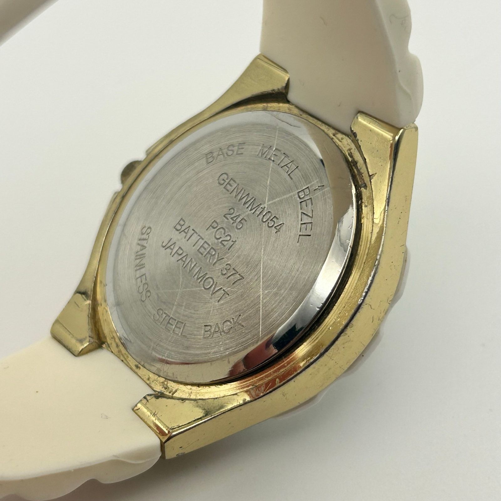 Other Ladies White Quartz Watch Gold Tone Bezel White Strap Watch Size ONE SIZE - 6 Thumbnail