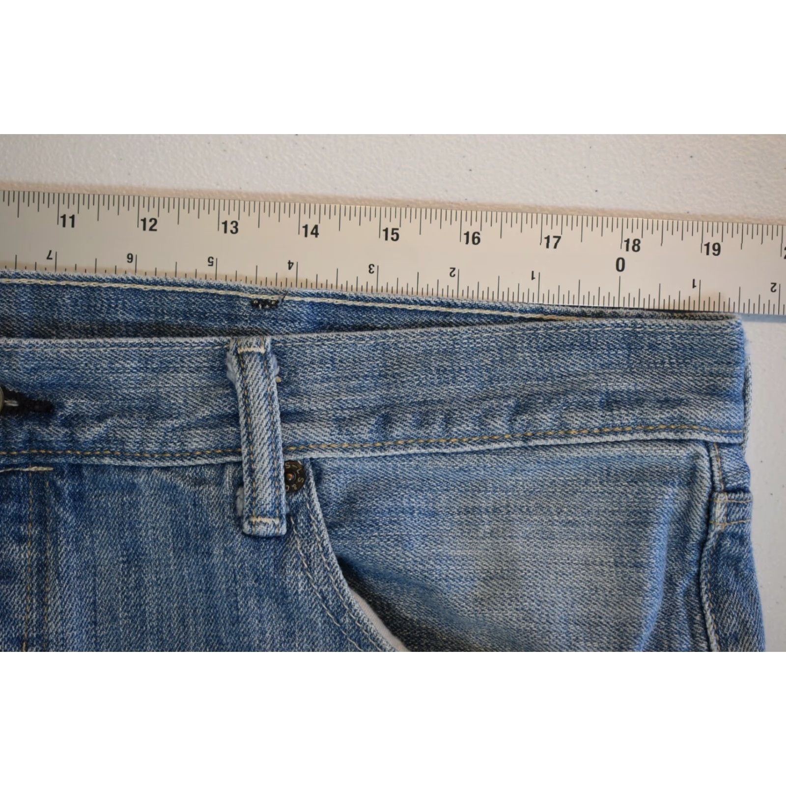 Levi's Levi's 501 Button Fly Jeans Mens Size 38x30 Cotton Blue Denim Straight Classic Vintage 501 Model Mens Size US 38 / EU 54 - 5 Thumbnail