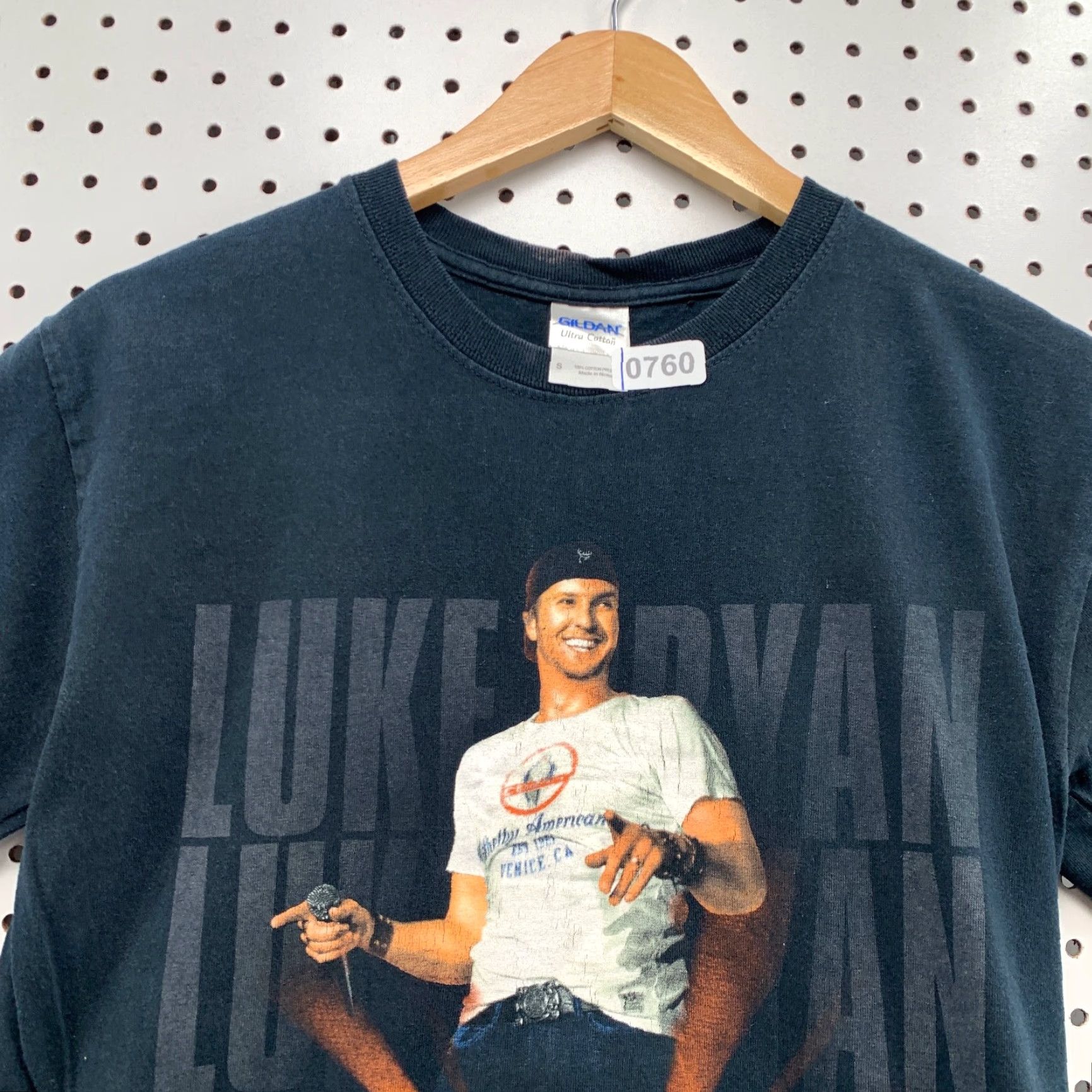 Vintage VINTAGE Luke Bryan Shirt Adult Small Black Music Tour Country Band 2010s Mens Size US S / EU 44-46 / 1 - 7 Thumbnail