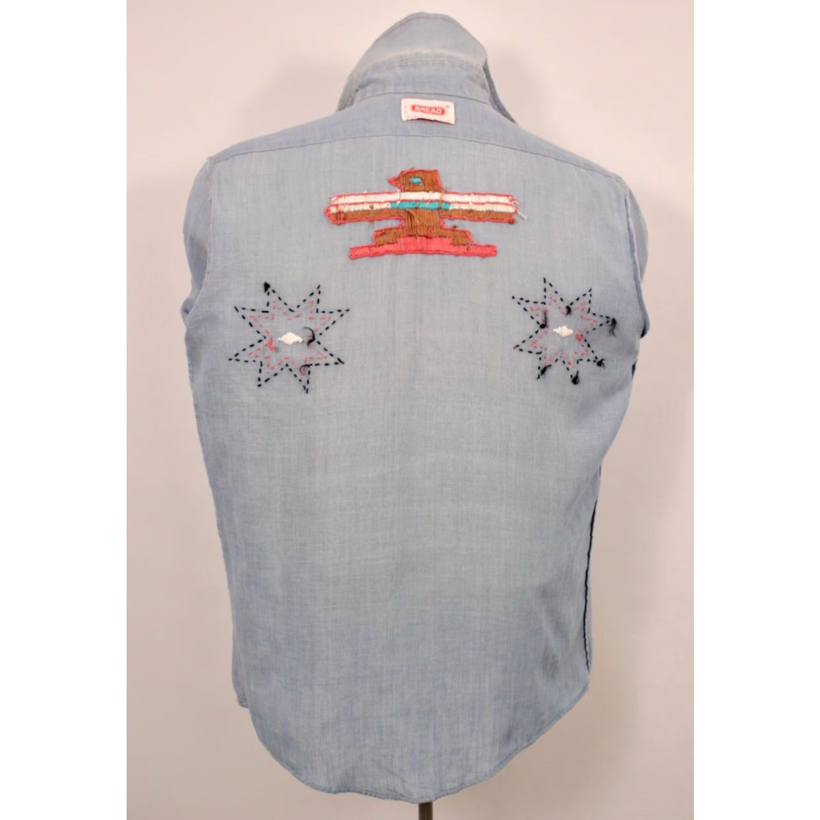 Vintage VINTAGE Men's VTG 70s Blue Embroidered Thunderbird Chambray Work Shirt M 1970s Mens Size US M / EU 48-50 / 2 - 3 Thumbnail