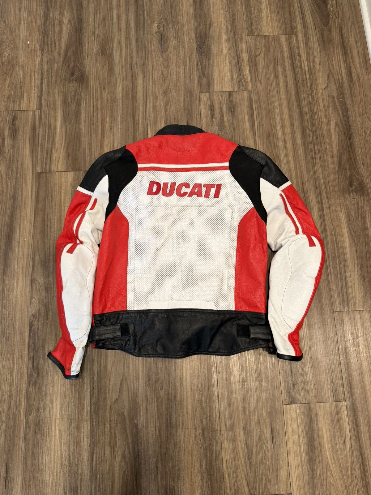 Ducati Ducati Corse Leather Motorcycle Jacket Size US M / EU 48-50 / 2 - 2 Thumbnail