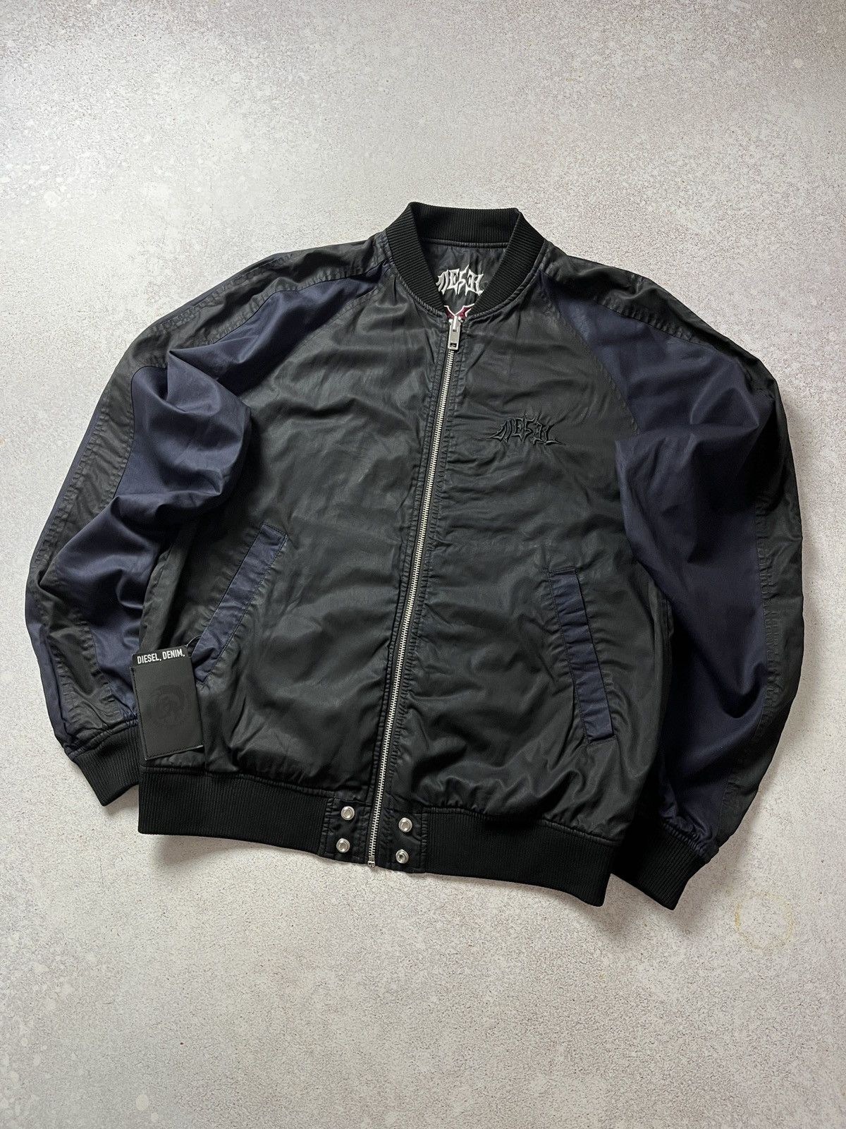 Diesel DIESEL MEN'S D-IVORY-SP REVERSIBLE BOMBER JACKET Size US M / EU 48-50 / 2 - 7 Thumbnail