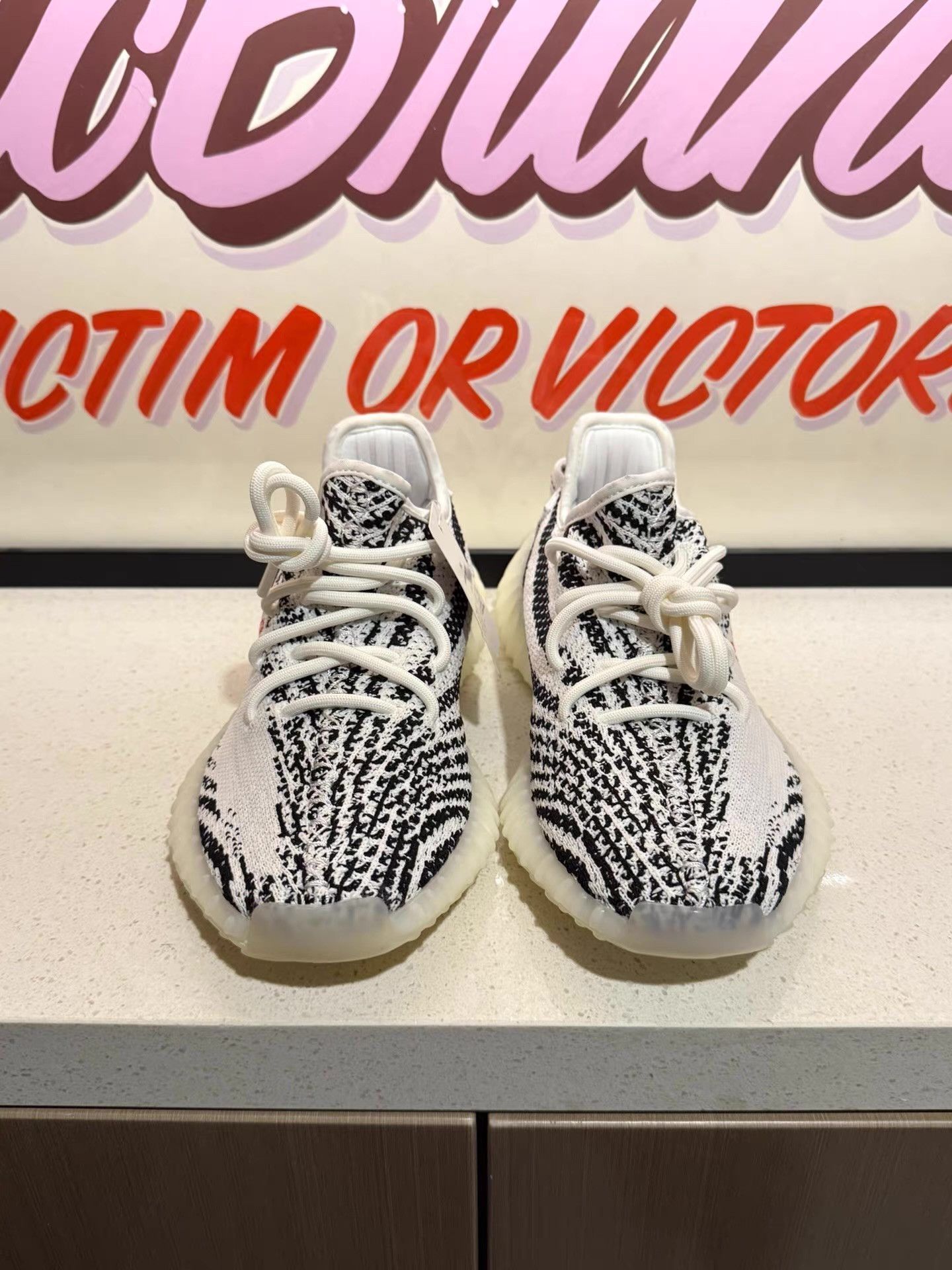 Adidas adidas Originals Yeezy Boost 350 V2 Zebra Ｑ20 Size US 5 / EU 37 - 2 Thumbnail