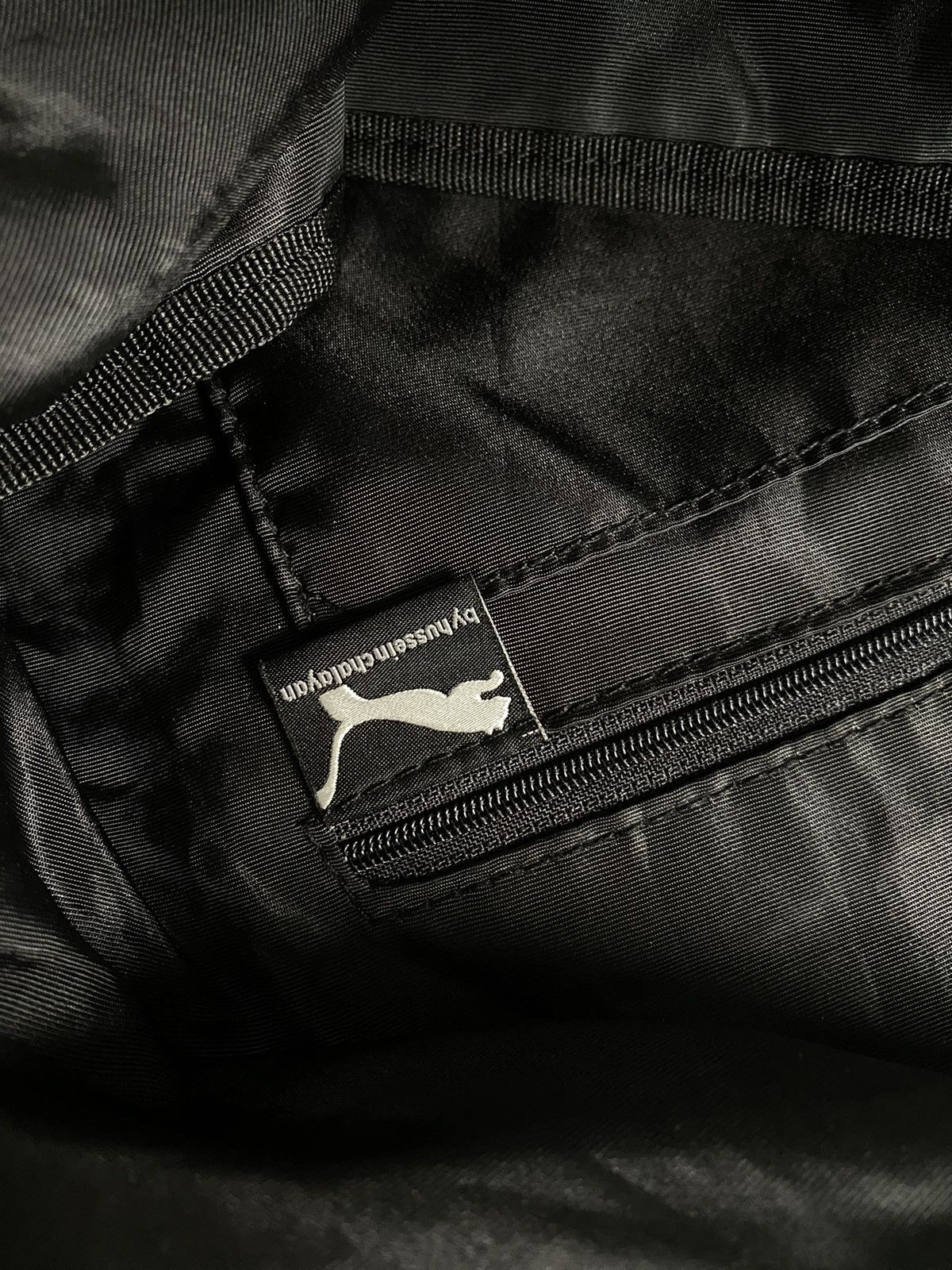Hussein Chalayan × Puma ‼️🔥RARE ITEM‼️‼️Authentic Puma x Hussein Chalayan Backpack Size ONE SIZE - 6 Thumbnail