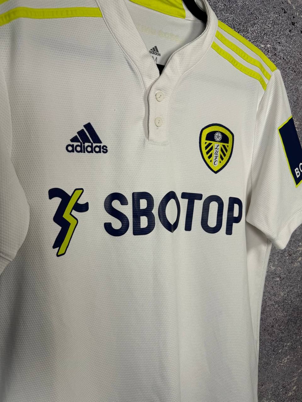Adidas × Vintage Vintage Leeds United 2021/22 Adidas Soccer Jersey Size US M / EU 48-50 / 2 - 5 Thumbnail