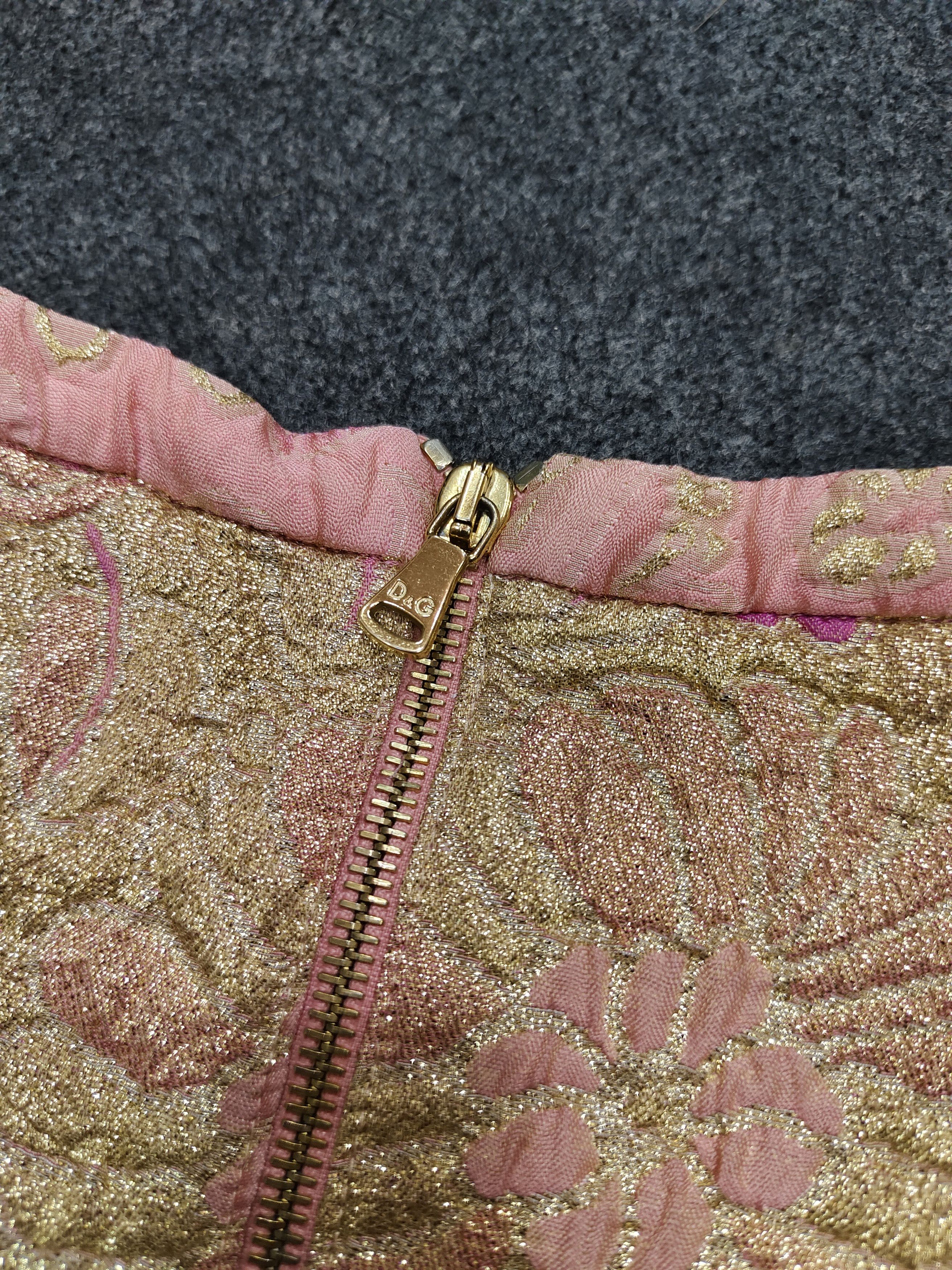 Dolce & Gabbana 00s D&G- Gold Metallic Floral Brocade Textured Jacquard Top Size S / US 4 / IT 40 - 9 Thumbnail