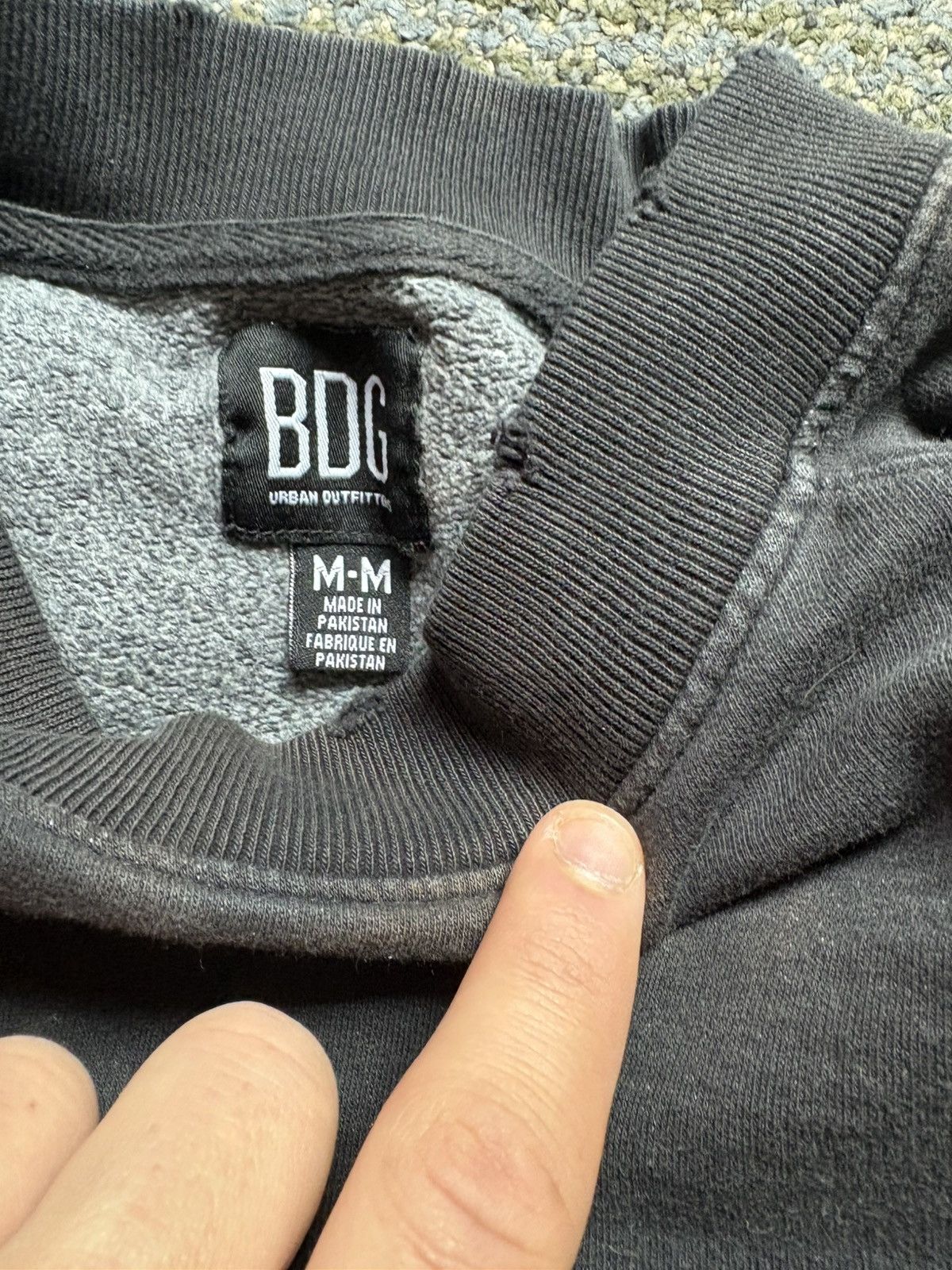 Bdg Vintage bleached and sun faded crewneck Size US M / EU 48-50 / 2 - 3 Thumbnail