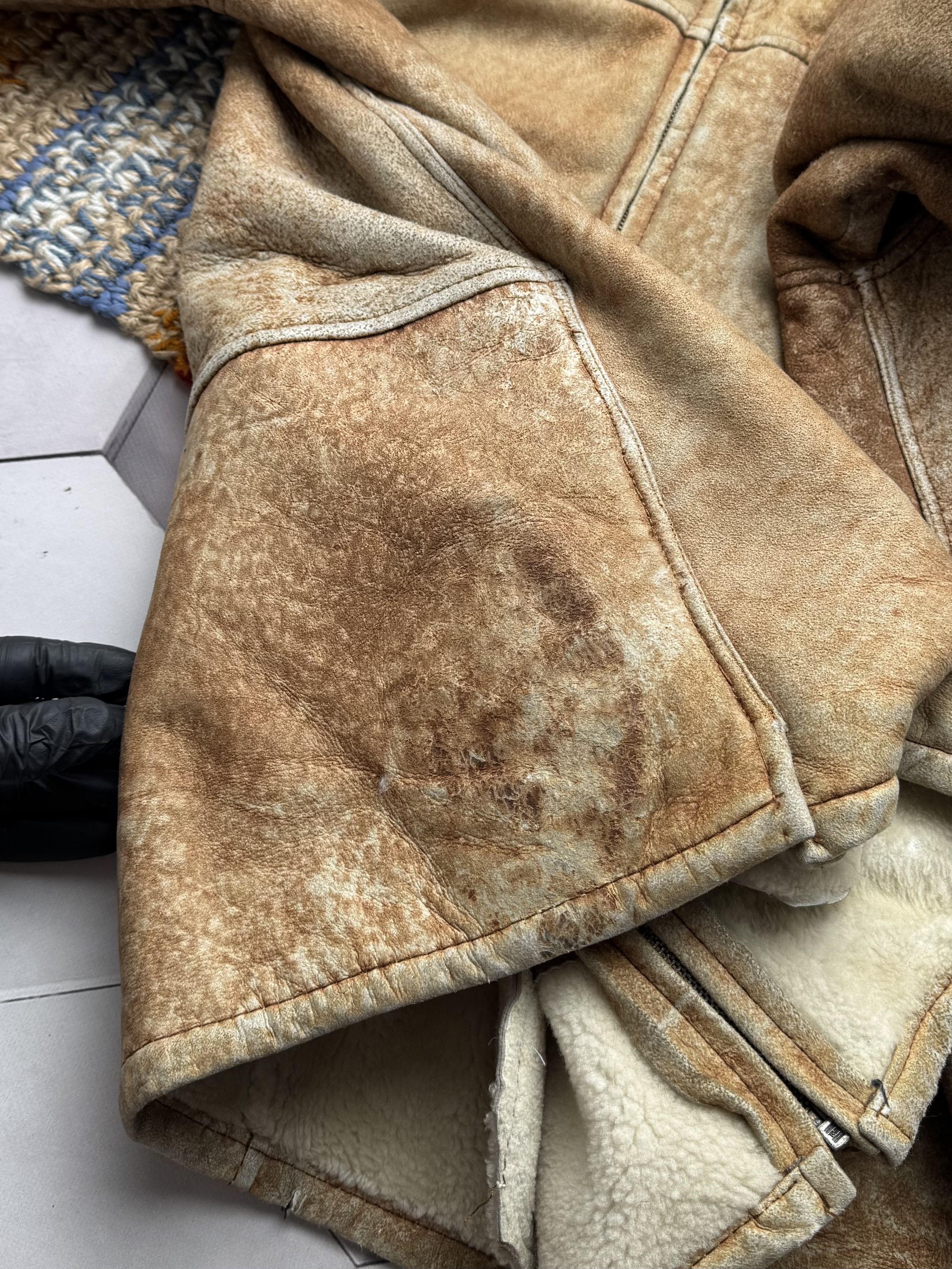 Japanese Brand Vintage Real Sheepskin Faded Jacket (E4) Size US M / EU 48-50 / 2 - 9 Thumbnail