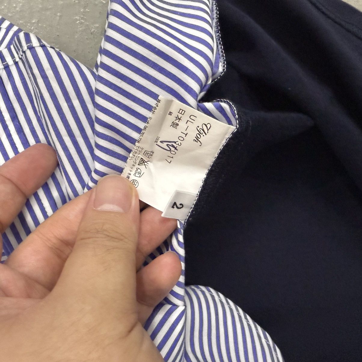 Japanese Brand Comme Des Garcons Style Two Material Button Up Shirt Size US L / EU 52-54 / 3 - 6 Thumbnail