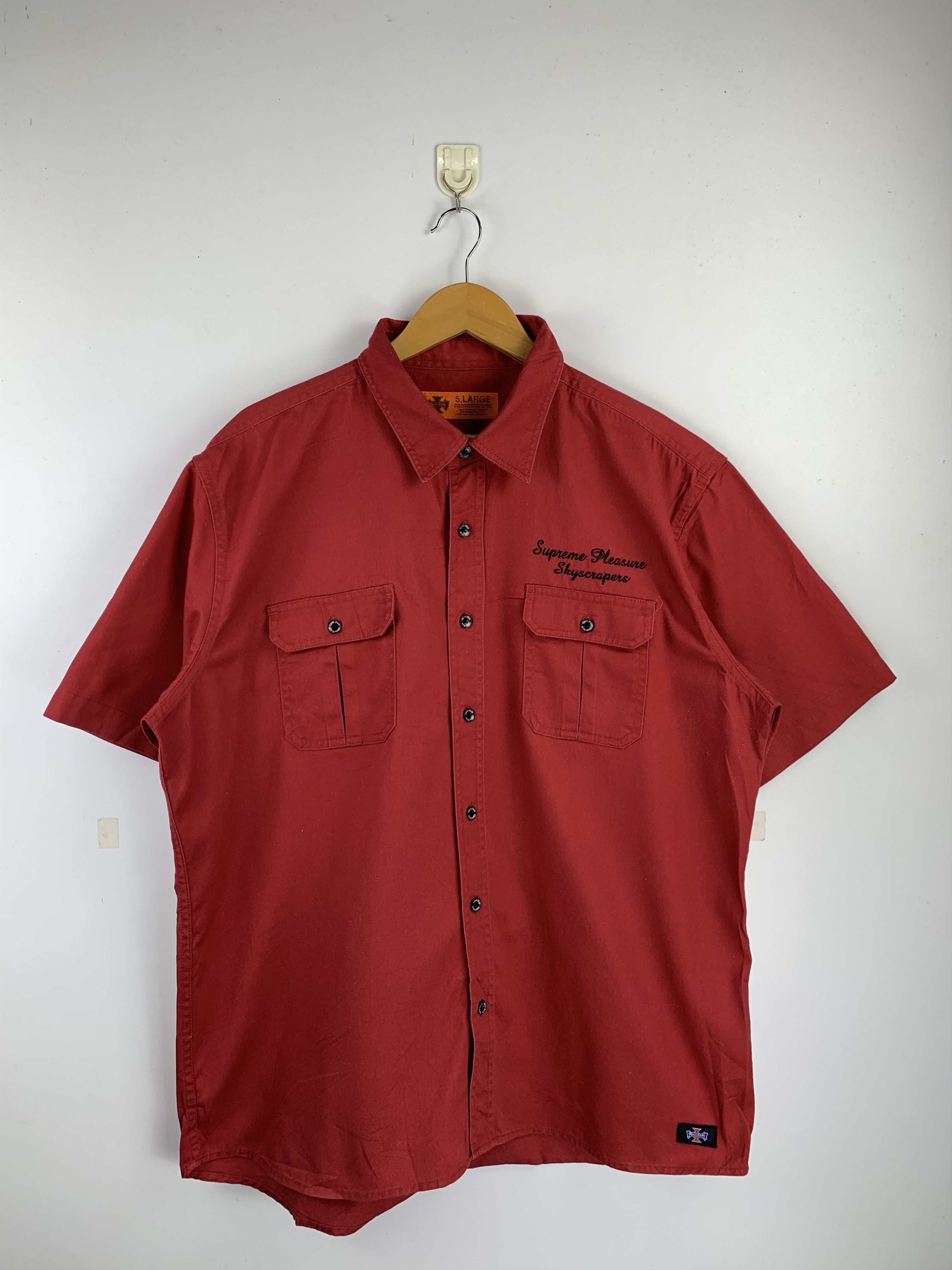 Japanese Brand Vintage Supreme Skyscrapers Workers Shirt Red J1530 Size US L / EU 52-54 / 3 - 1 Thumbnail