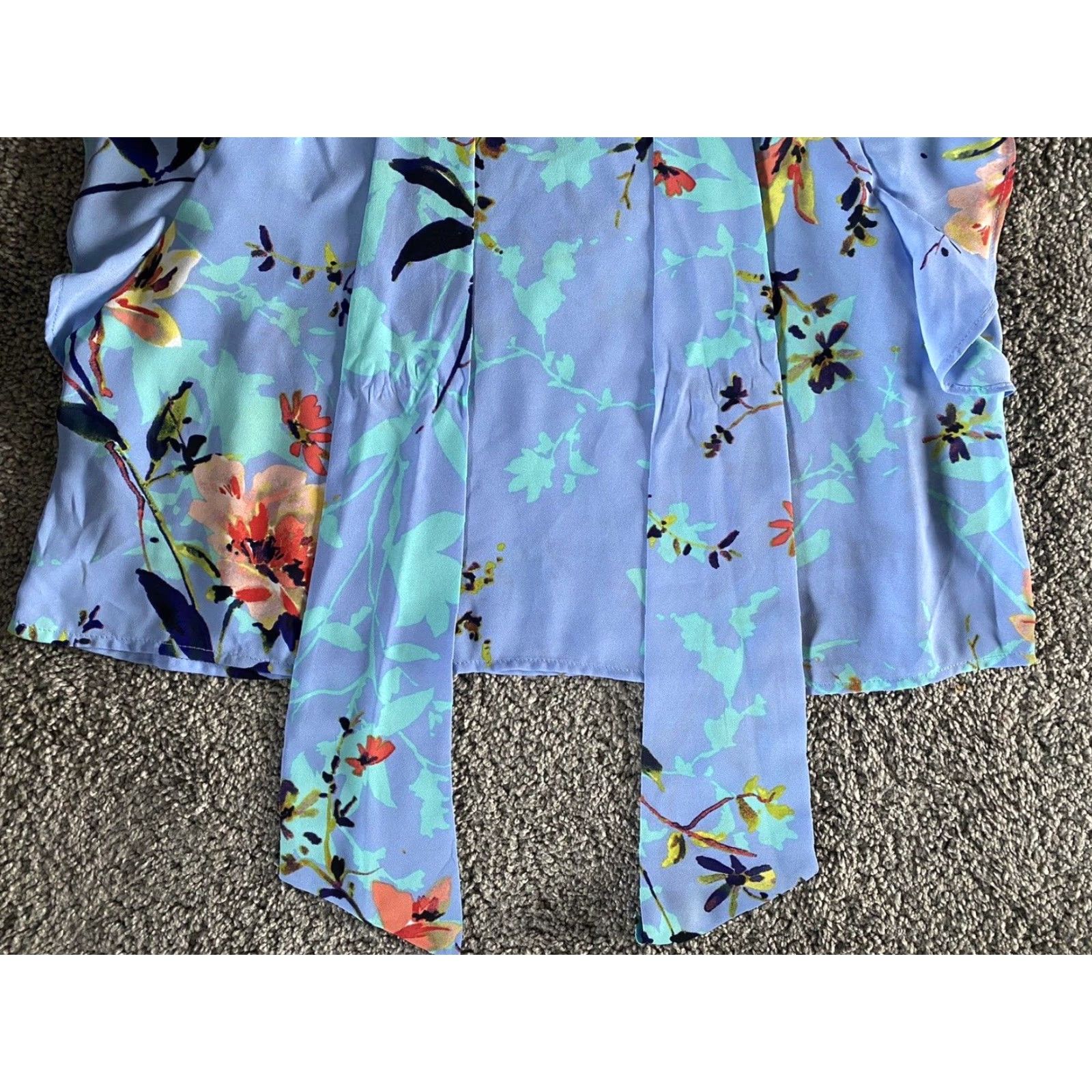 Worthington **Worthington Women’s Swiss Blue Floral Blouse Medium** User: Worthington Women’s Swiss Blue Floral Blouse Medium Size M / US 6-8 / IT 42-44 - 3 Thumbnail