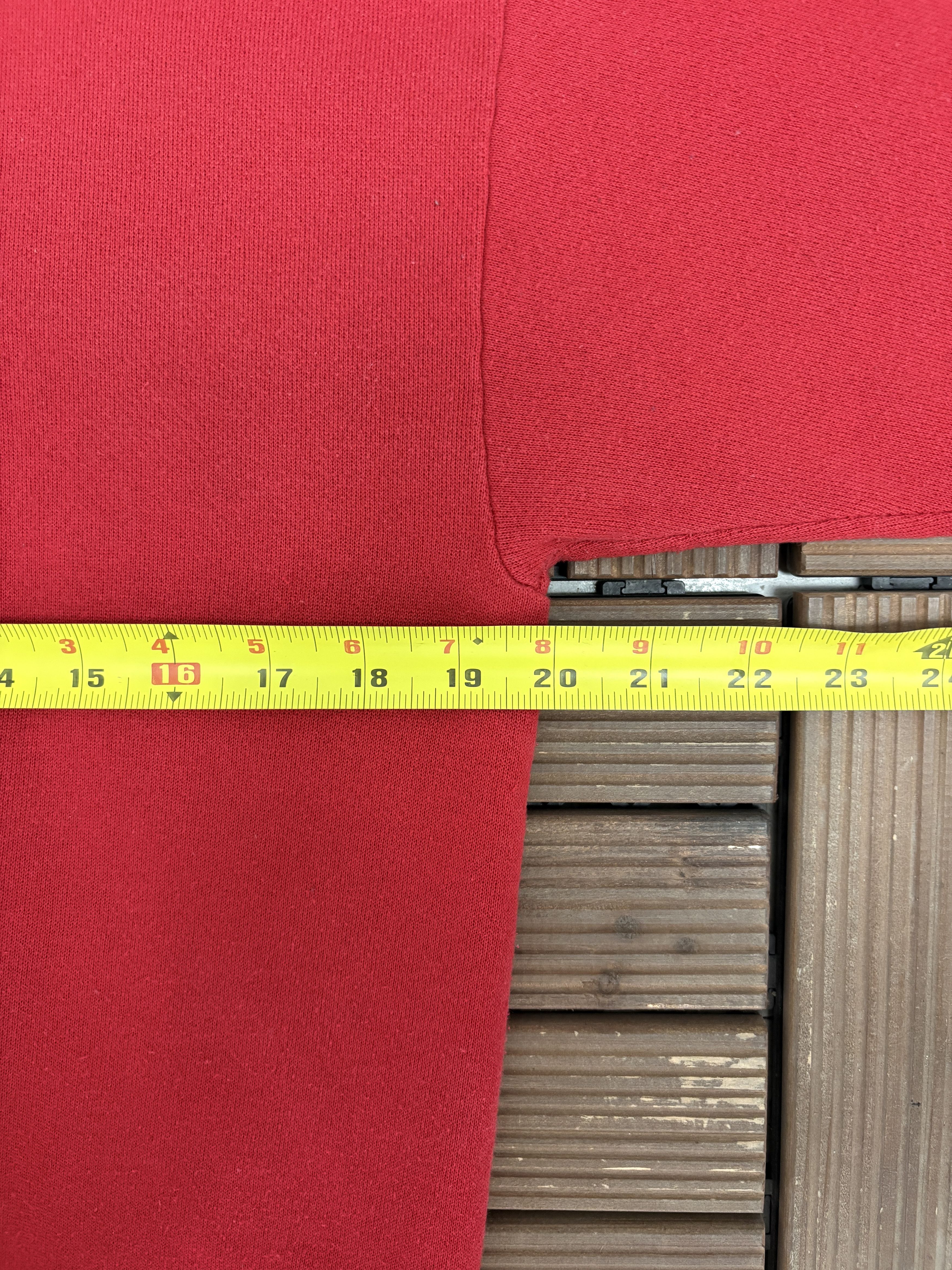 Vintage Lucy Embroidered Vintage Red Crewneck Sweater Size US L / EU 52-54 / 3 - 7 Thumbnail