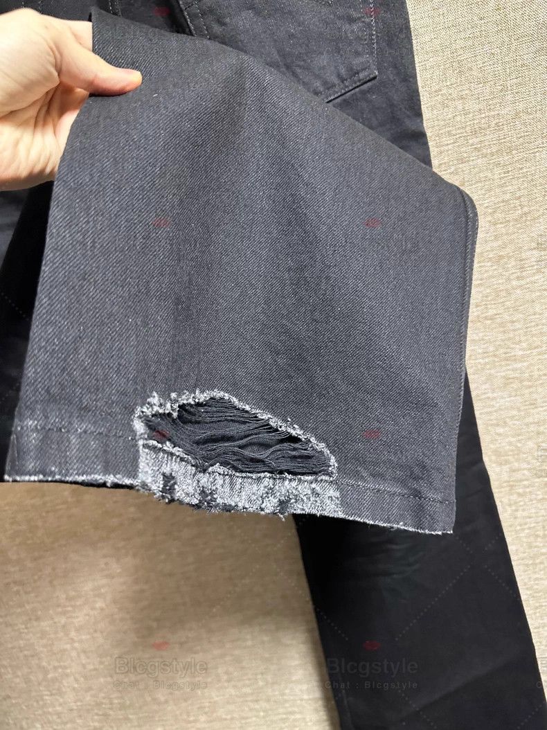 Balenciaga Balenciaga size S Worn Distressed Pants Micro-Flare Jeans Size US 27 - 9 Thumbnail