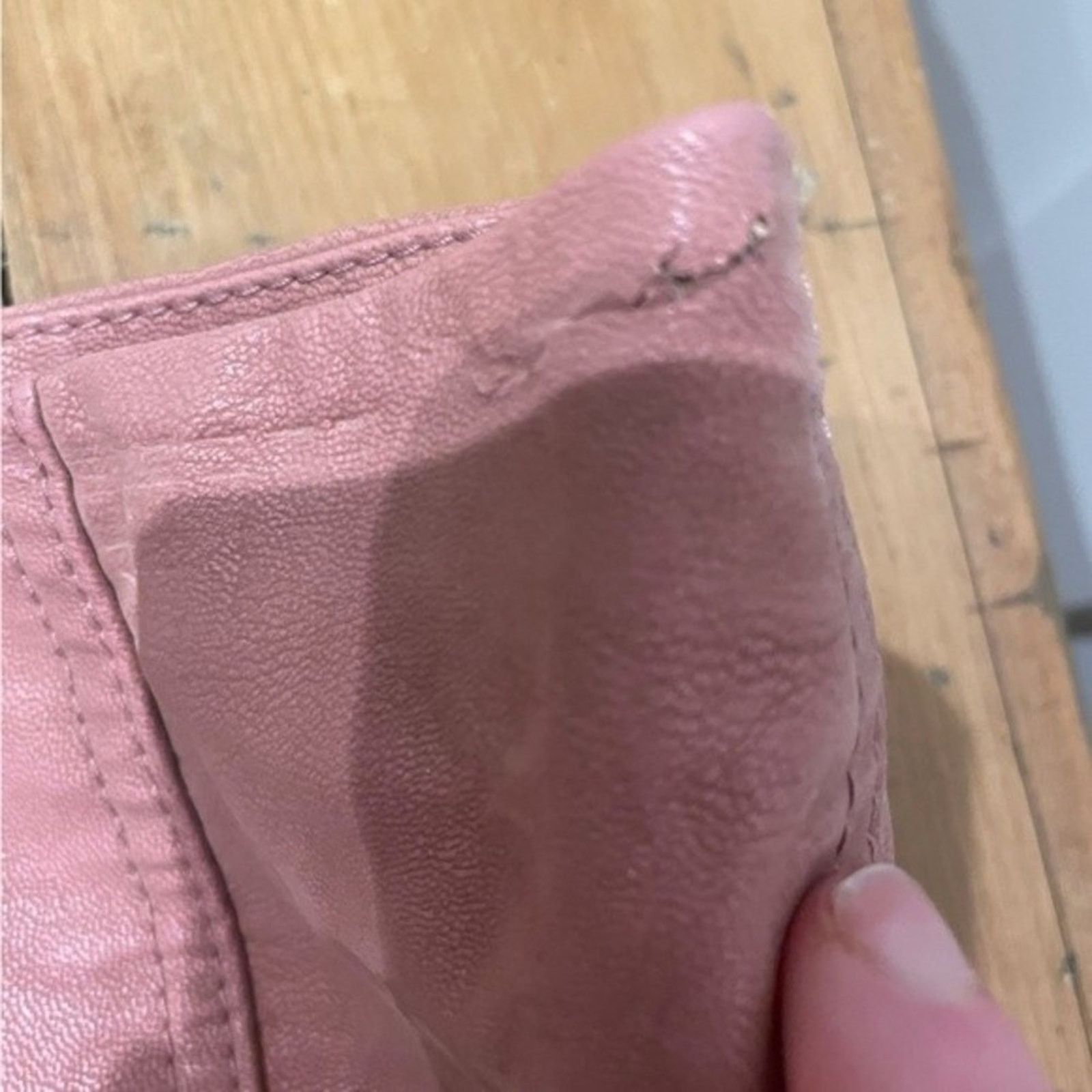 Free People FreePeople vegan suede pink mini skirt, size 4 Size 27" / US 4 / IT 40 - 14 Thumbnail