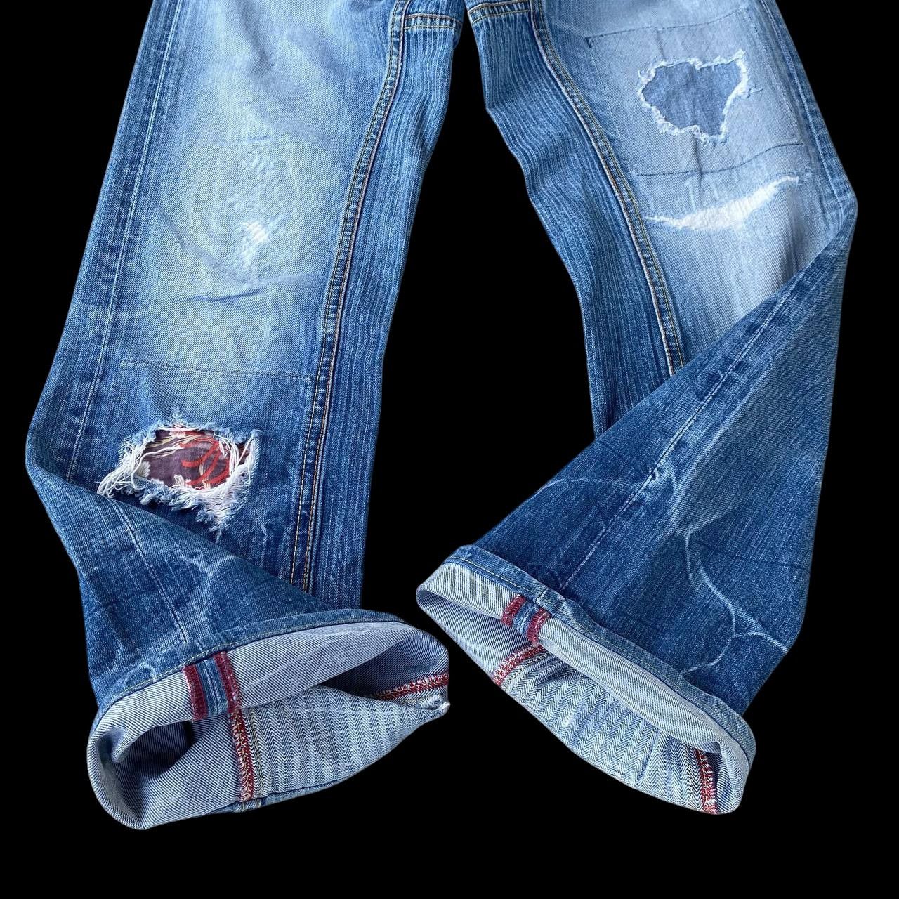 Eternal W29 EXTERNAL JAPAN DISTRESSED THUNDERSTORM MARK FADED BLUE Size US 30 / EU 46 - 8 Thumbnail