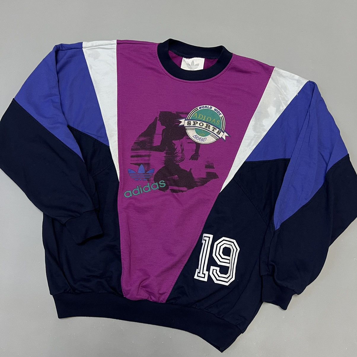 Vintage Adidas Vintage World Wide Brand Very Rare Sweatshirt Size US L / EU 52-54 / 3 - 2 Thumbnail