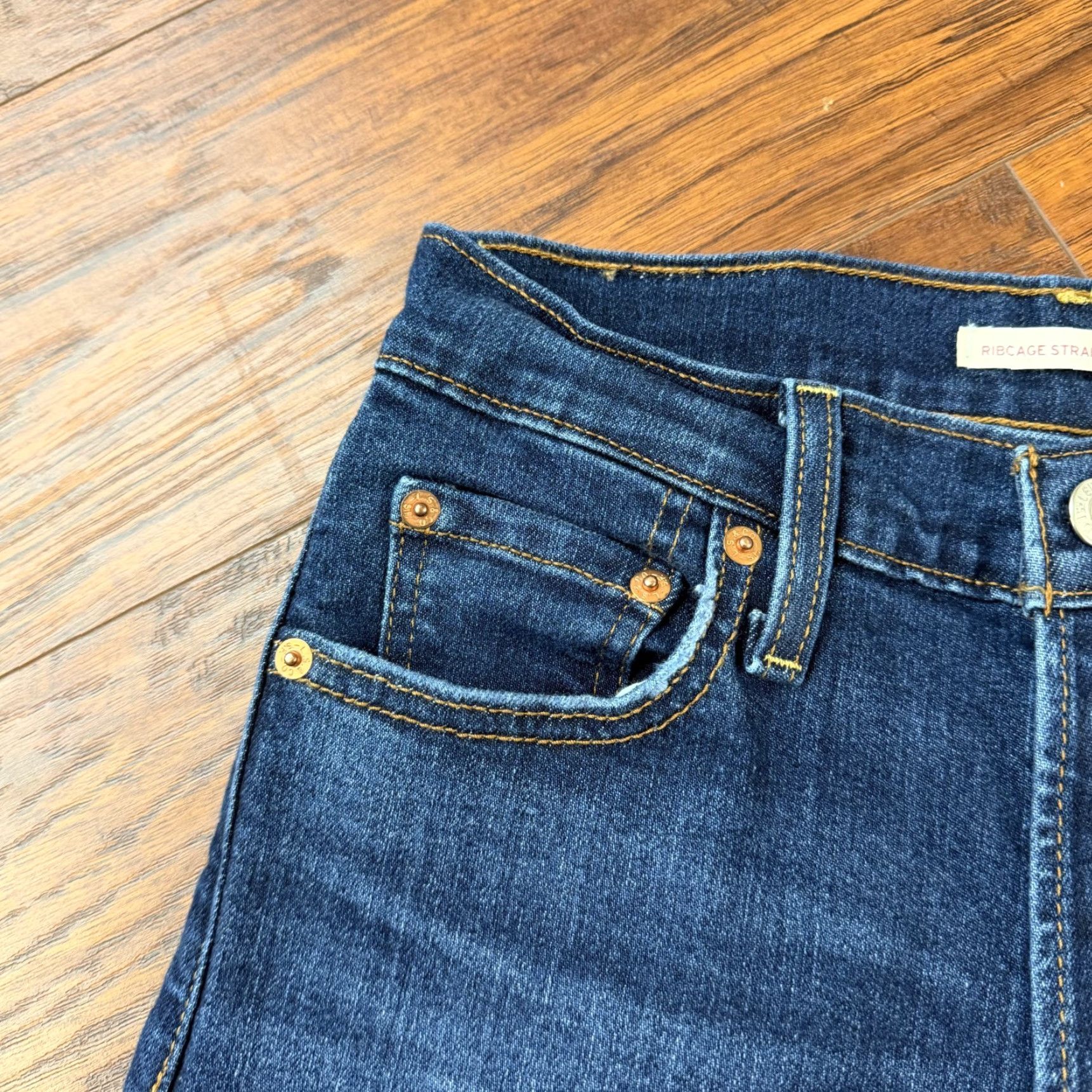 Levi's Levis Jeans Women 26 Ribcage Straight Ankle High Button Fly Stretch Denim 23x27 Size 26" / US 2 / IT 38 - 3 Thumbnail